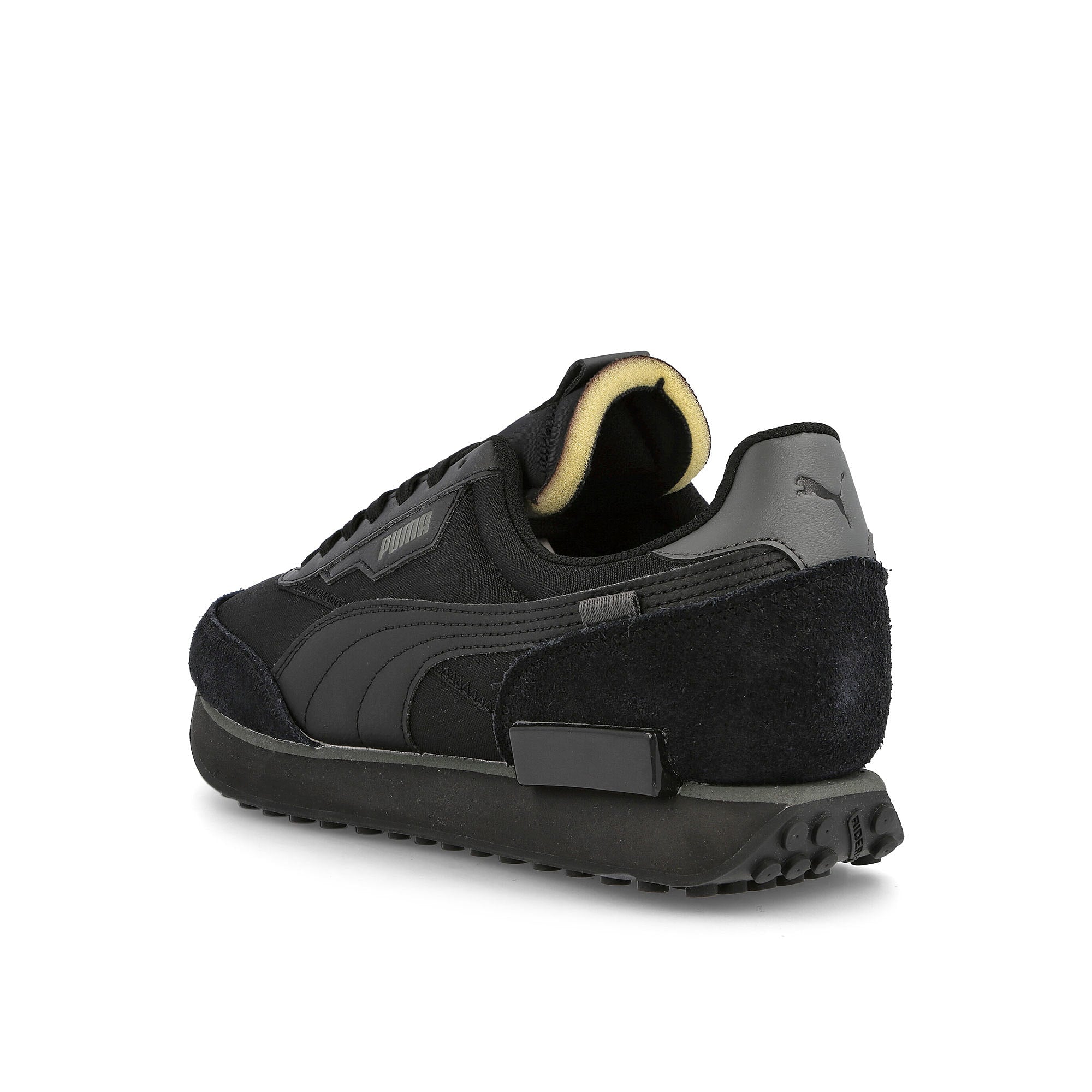 Puma future rider play on Puma Black - Puma Black Sneakers Material | Overkill
