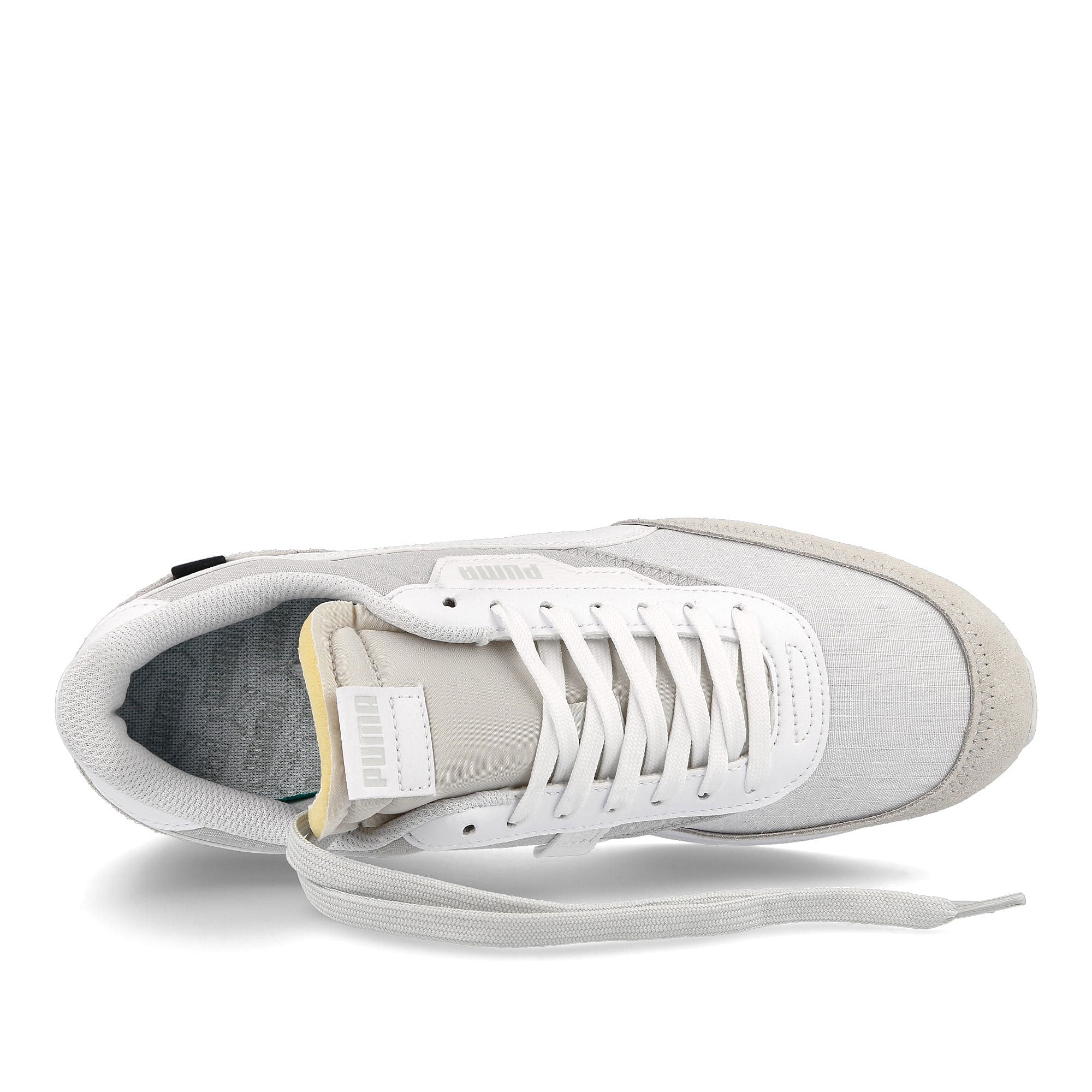 Puma future rider play on Puma White - Puma White Sneakers Detailfoto | Overkill