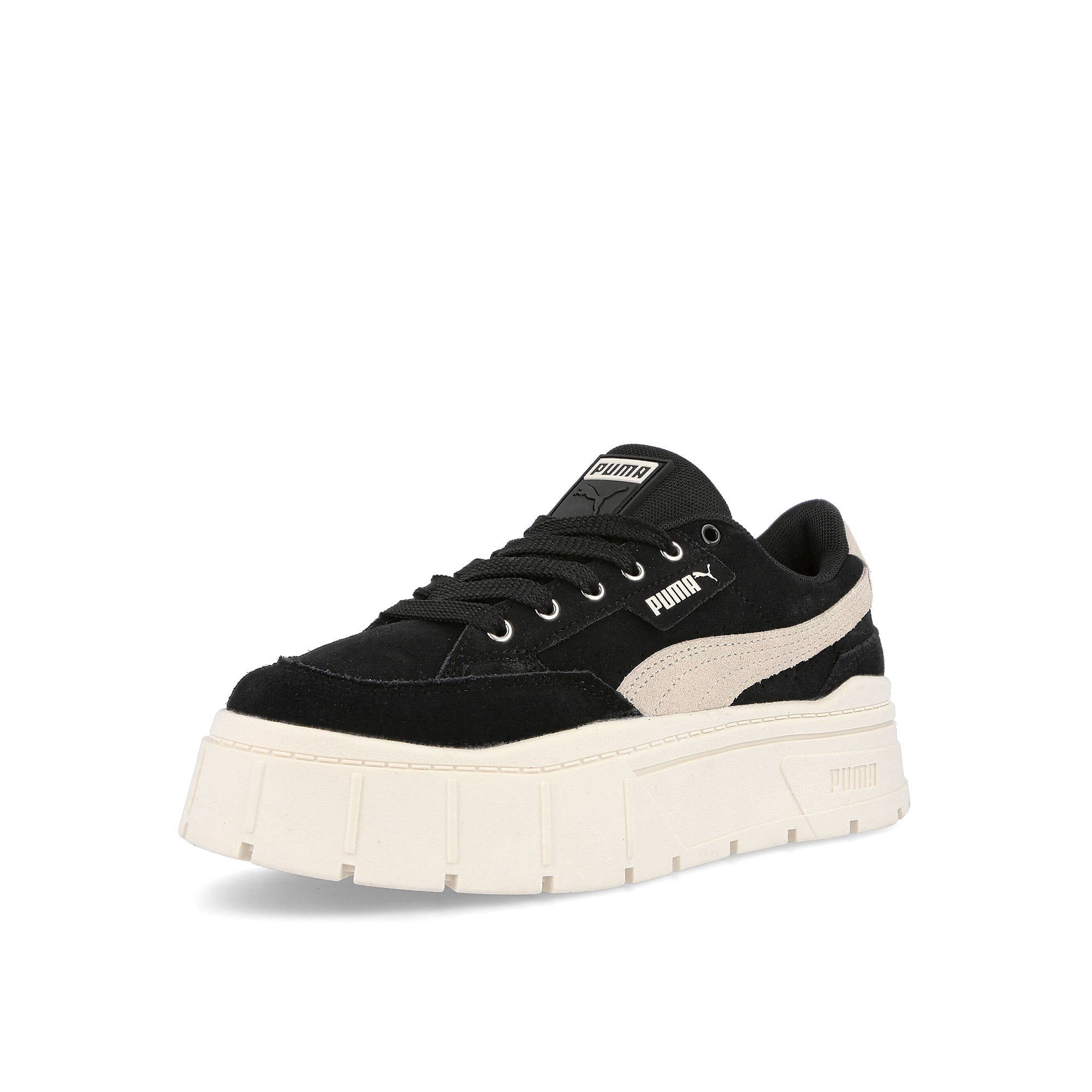 Puma wmns mayze stack dc5 Puma Black Sneakers Close Up | Overkill