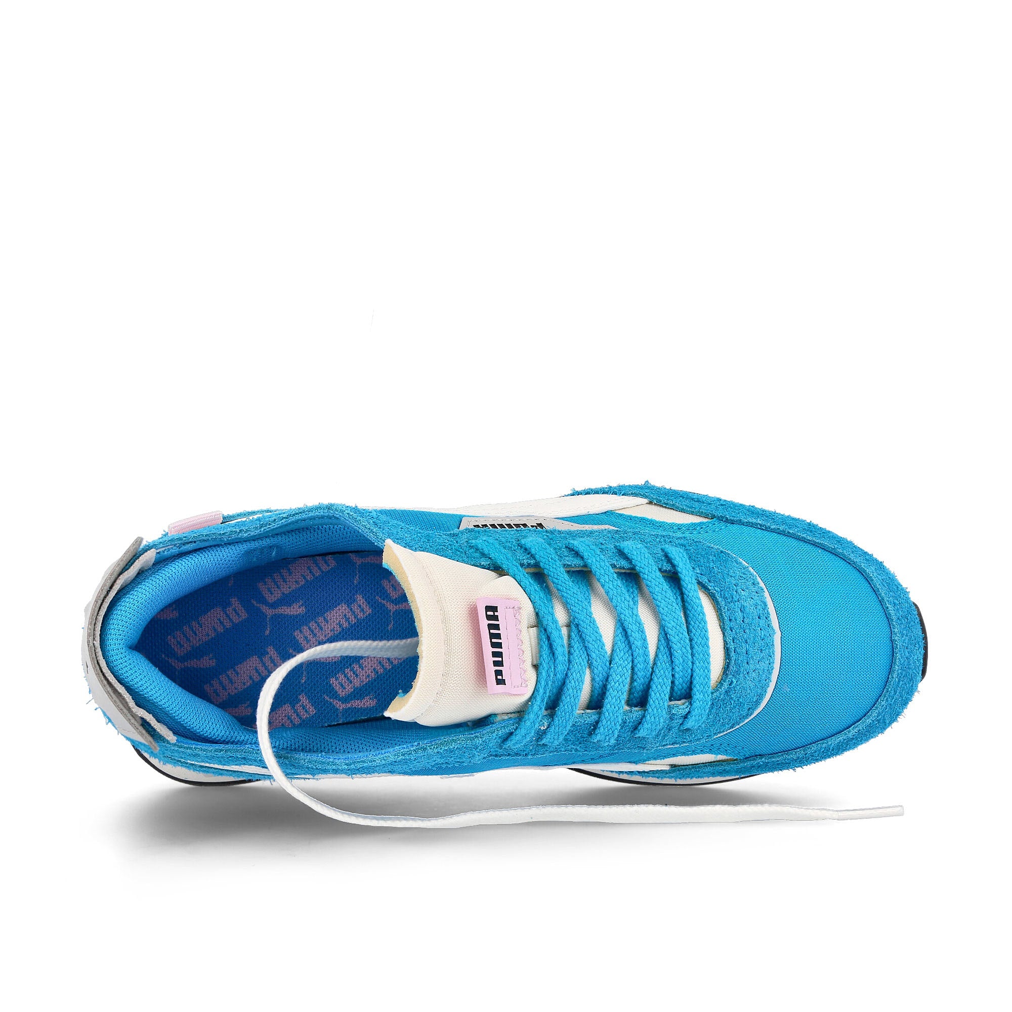 Puma wmns future rider cut-out vintage Ocean Dive - Marshmellow Sneakers Detailfoto | Overkill