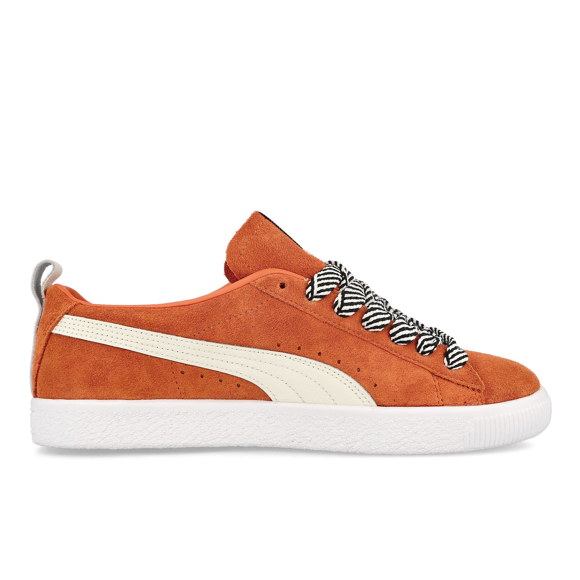 Puma AMI x Puma Suede VTG Jaffa Orange - Marshmallow Sneakers Silhouette | Overkill