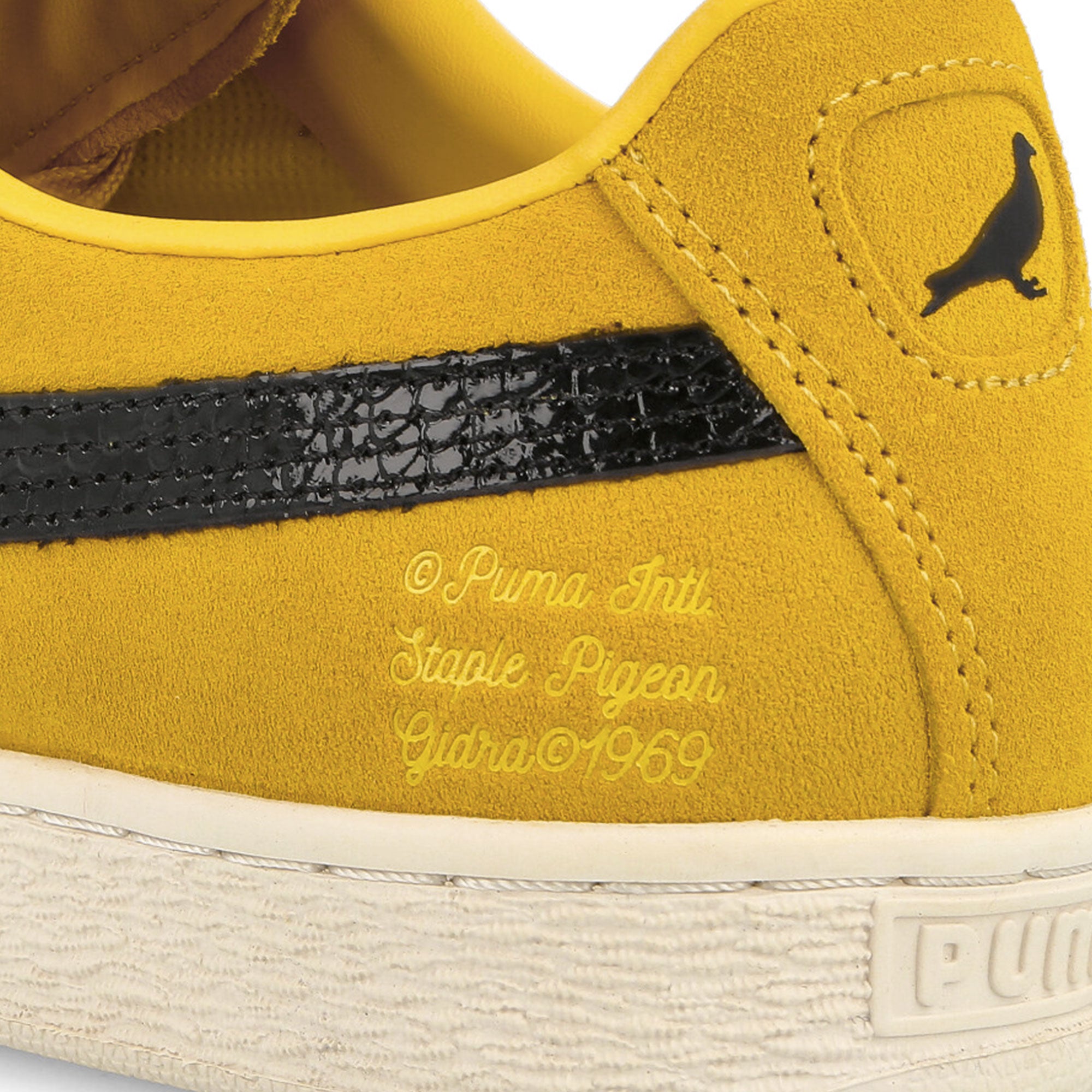 Puma STAPLE x Puma Suede Yellow / White / Black Sneakers Detailfoto | Overkill