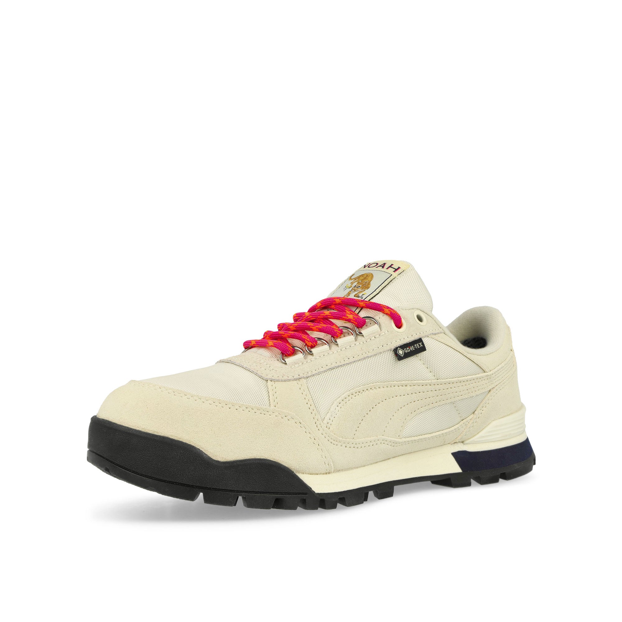 Puma RDR Lo GTX Warm White - Vapor Gray Low Top Sneakers Close Up | Overkill