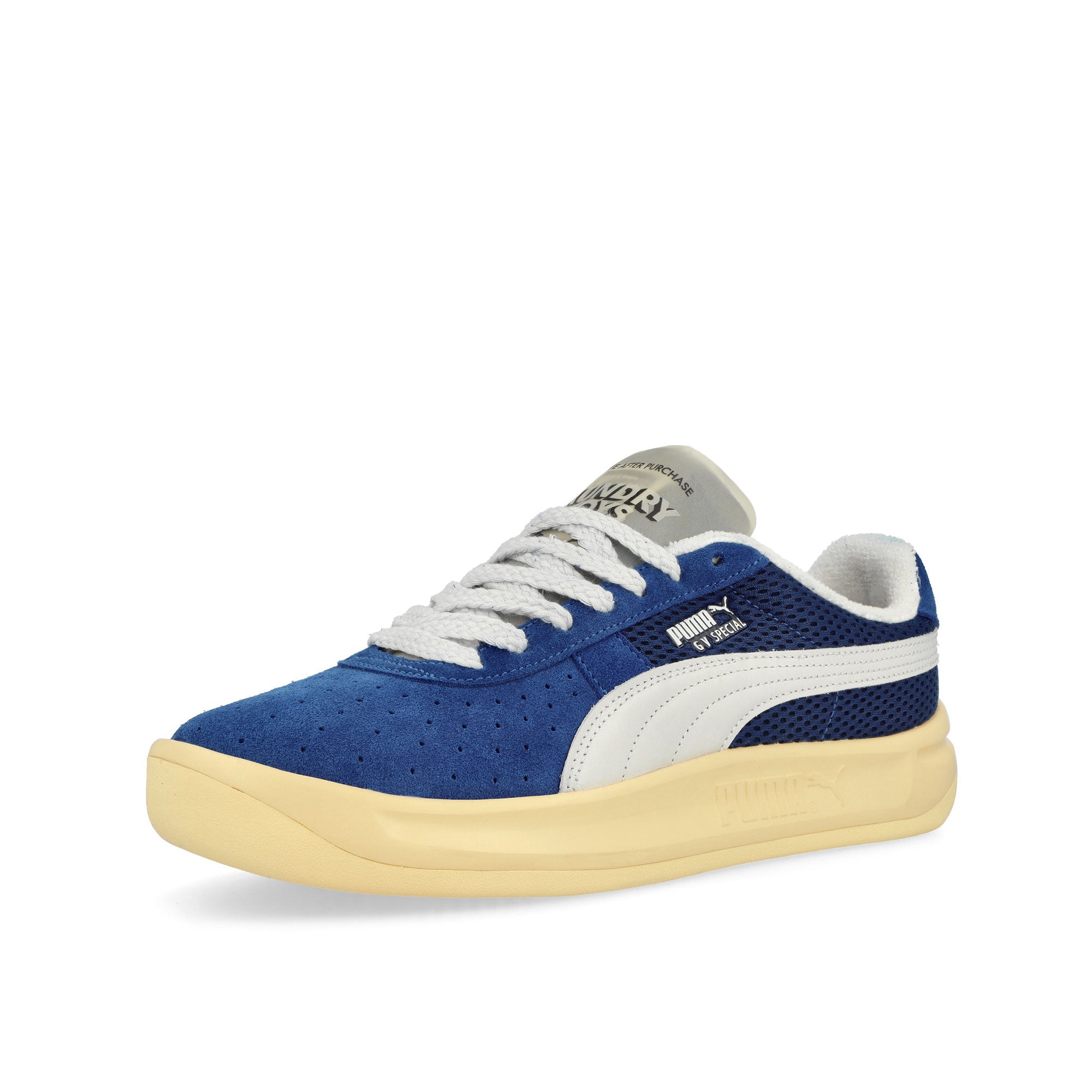 Puma GV Special Laundry Boys II Clyde Royal - Creamy Vanilla Low Top Sneakers Detailfoto | Overkill