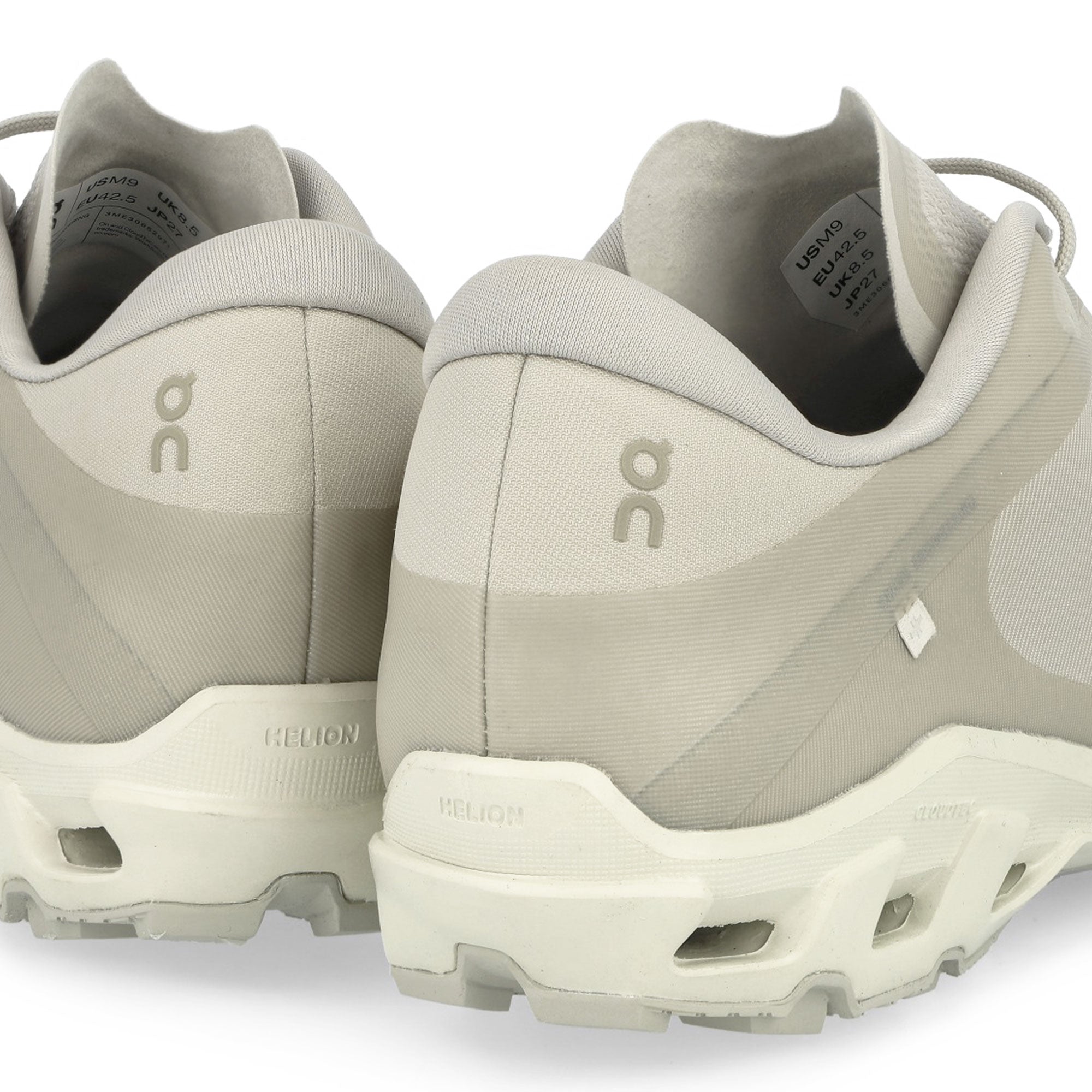 On Cloudventure Peak Ice / Moon Low Top Sneakers Detailfoto | Overkill