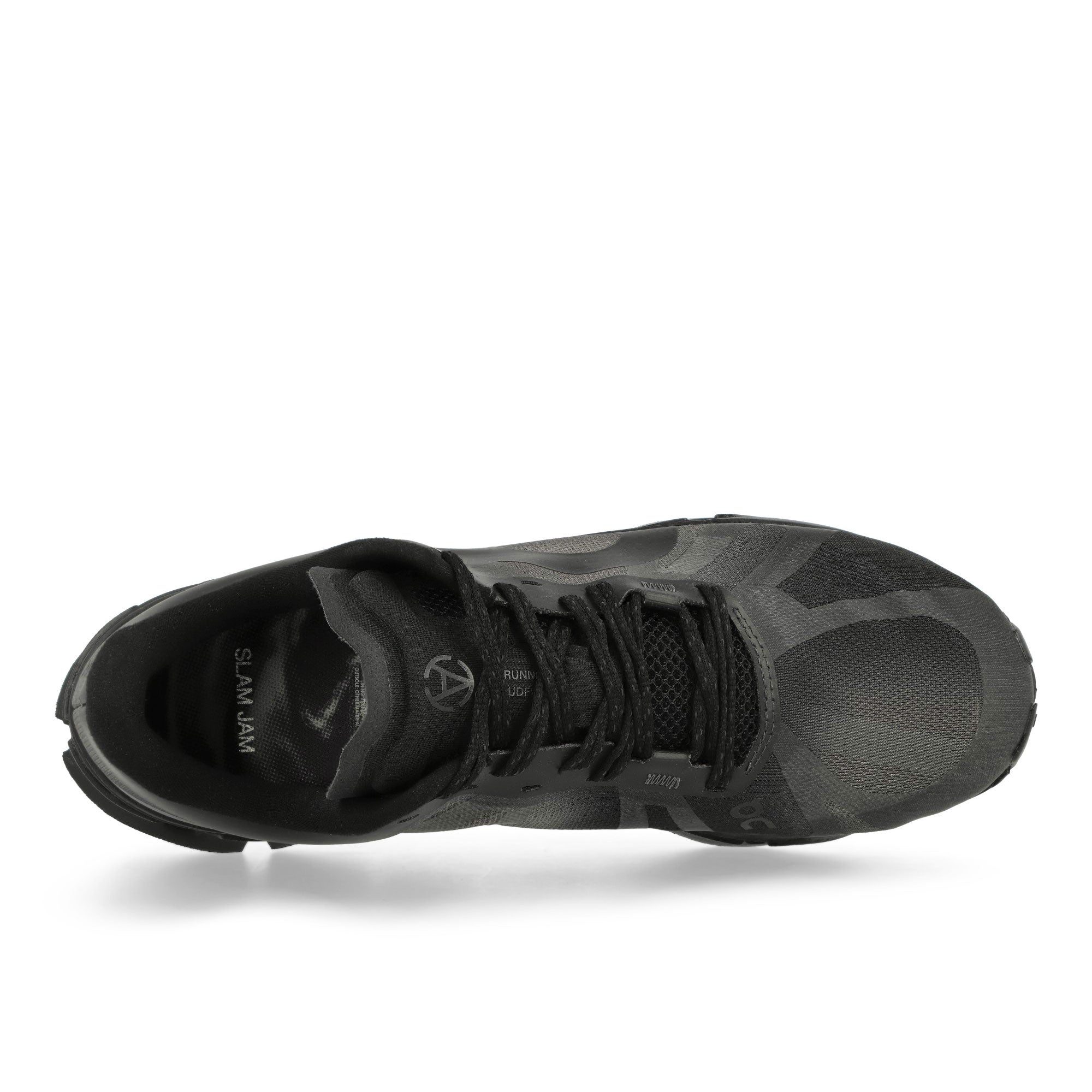 On Cloudflow 5 Gull / Black Low Top Sneakers Detail View 1 | Overkill