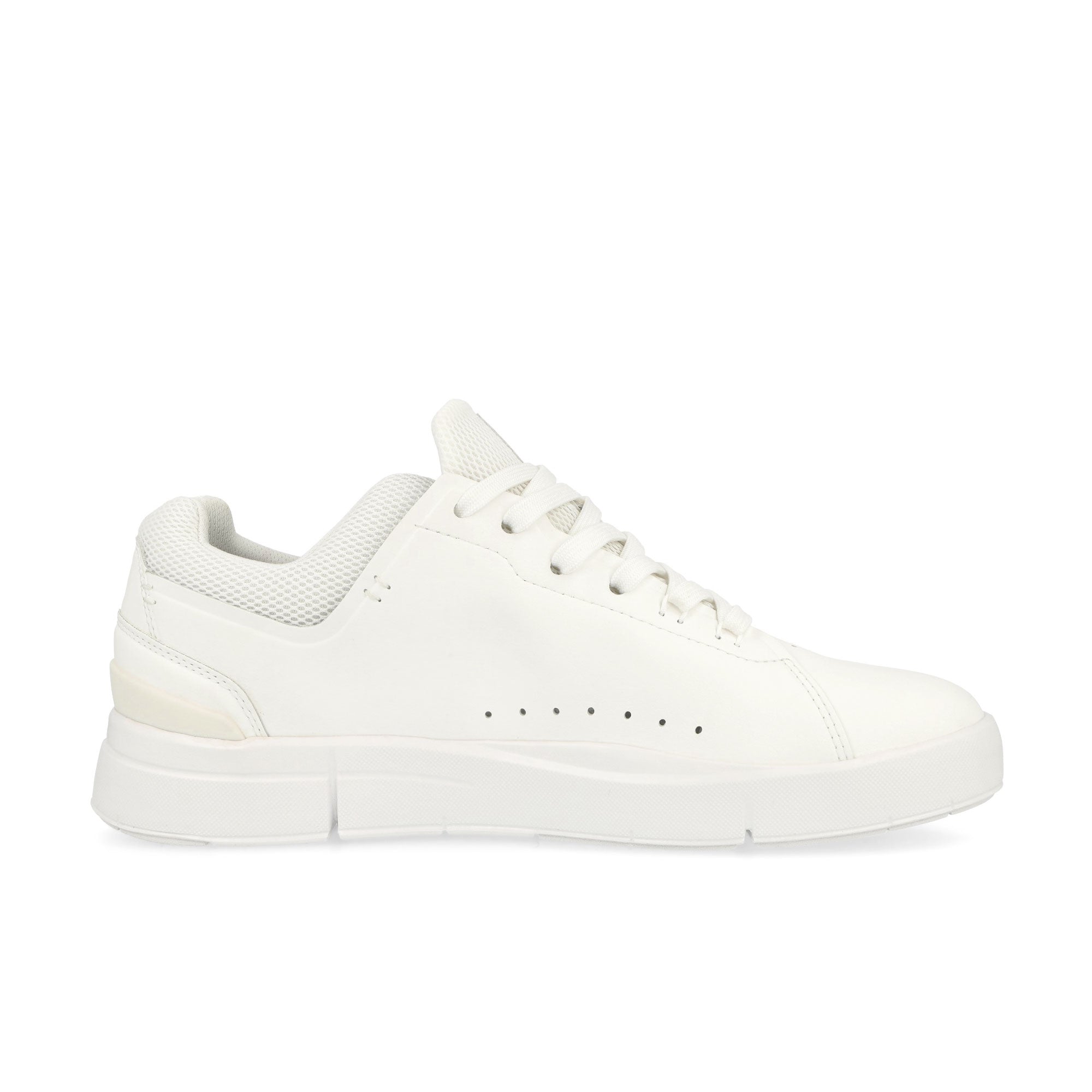 On W The Roger Advantage White / Undyed Low Top Sneakers Silhouette | Overkill