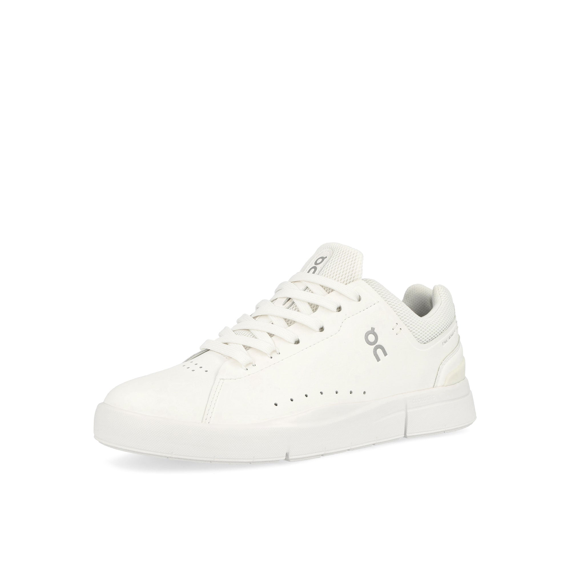 On W The Roger Advantage White / Undyed Low Top Sneakers Close Up | Overkill