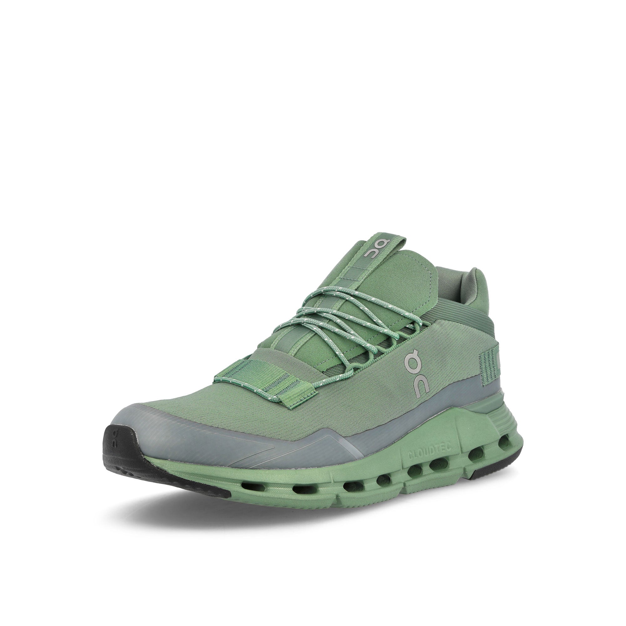 On W Cloudnova Sensa Green / Fern / White Low Top Sneakers Close Up | Overkill