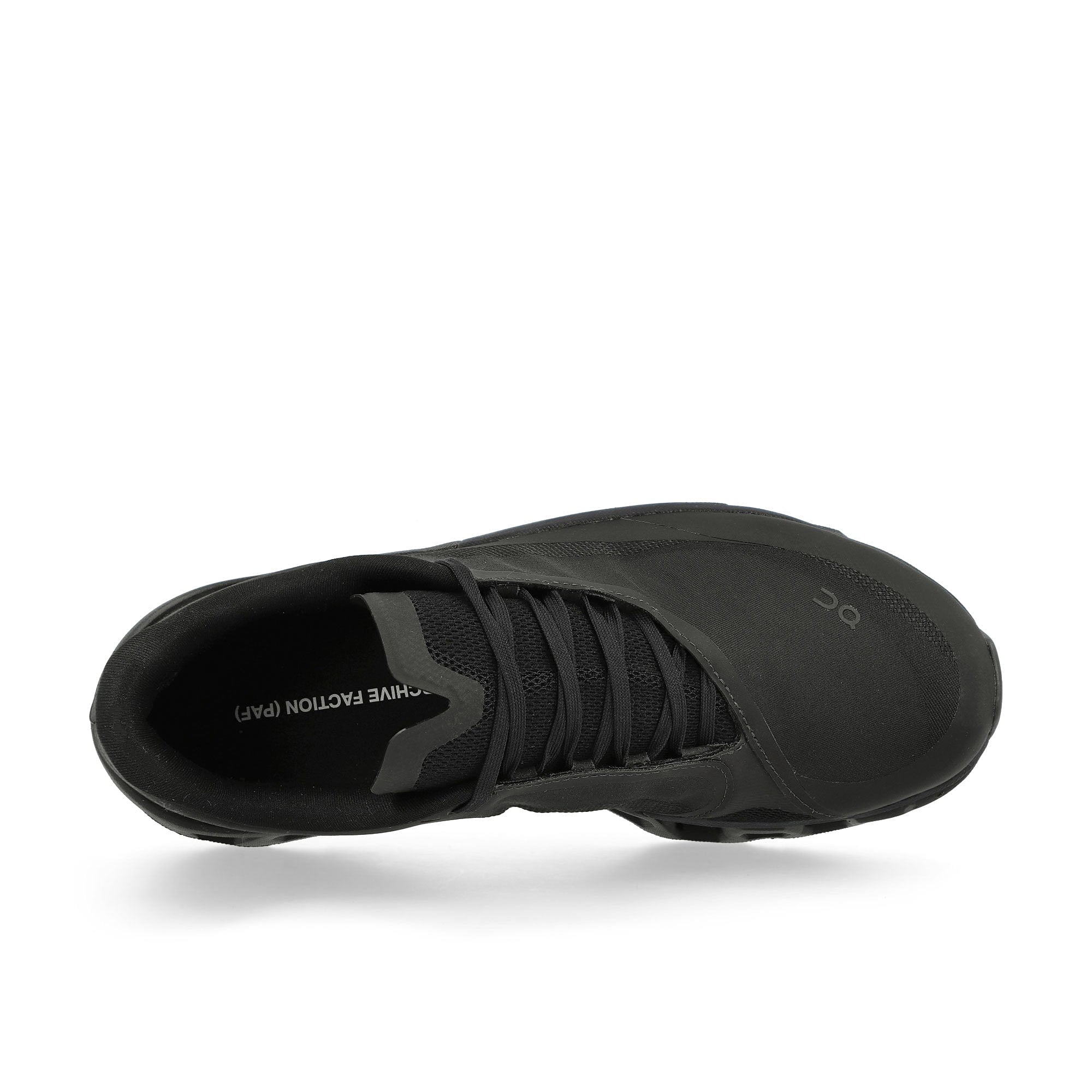 On W Cloudmonster 2 Black / Magnet Low Top Sneakers Detailfoto | Overkill