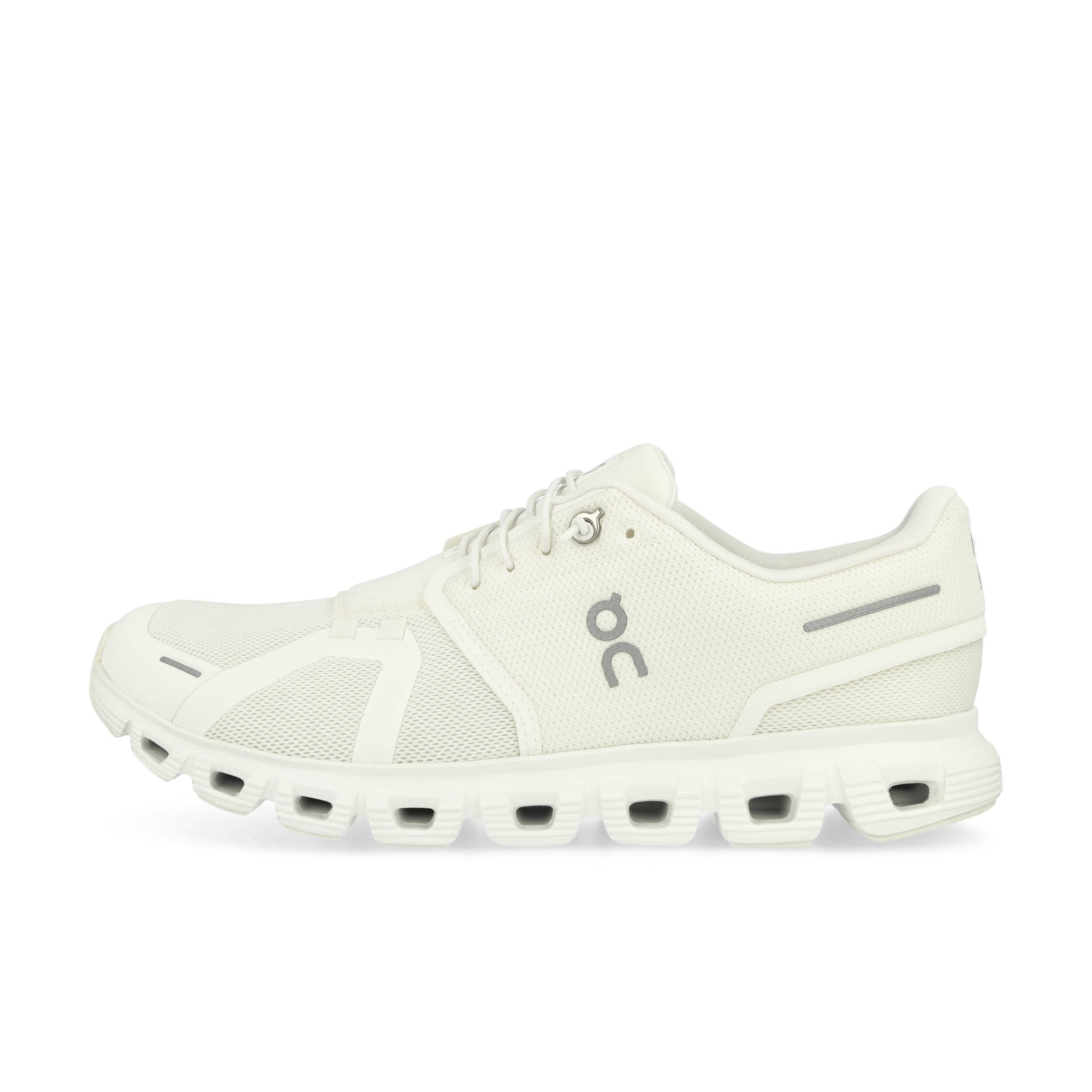 On Wmns Cloud 6 White / White Low Top Sneakers 3WF10061200 | Overkill