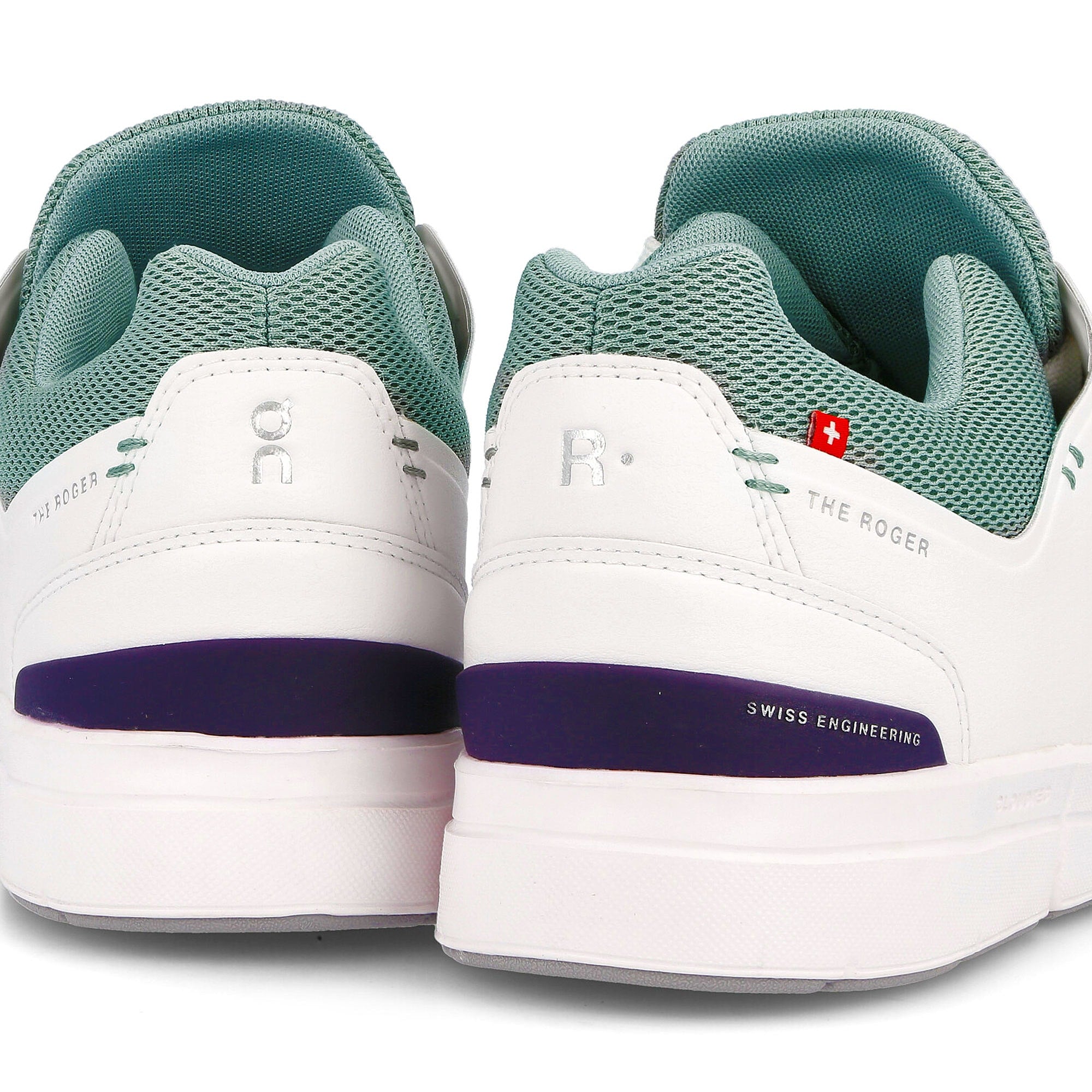 On the roger advantage White / Eucalyptus Detail view 1 | Overkill