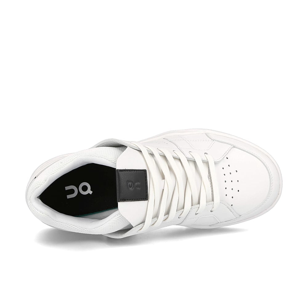 On wmns the roger clubhouse White / Black Detail view 1 | Overkill