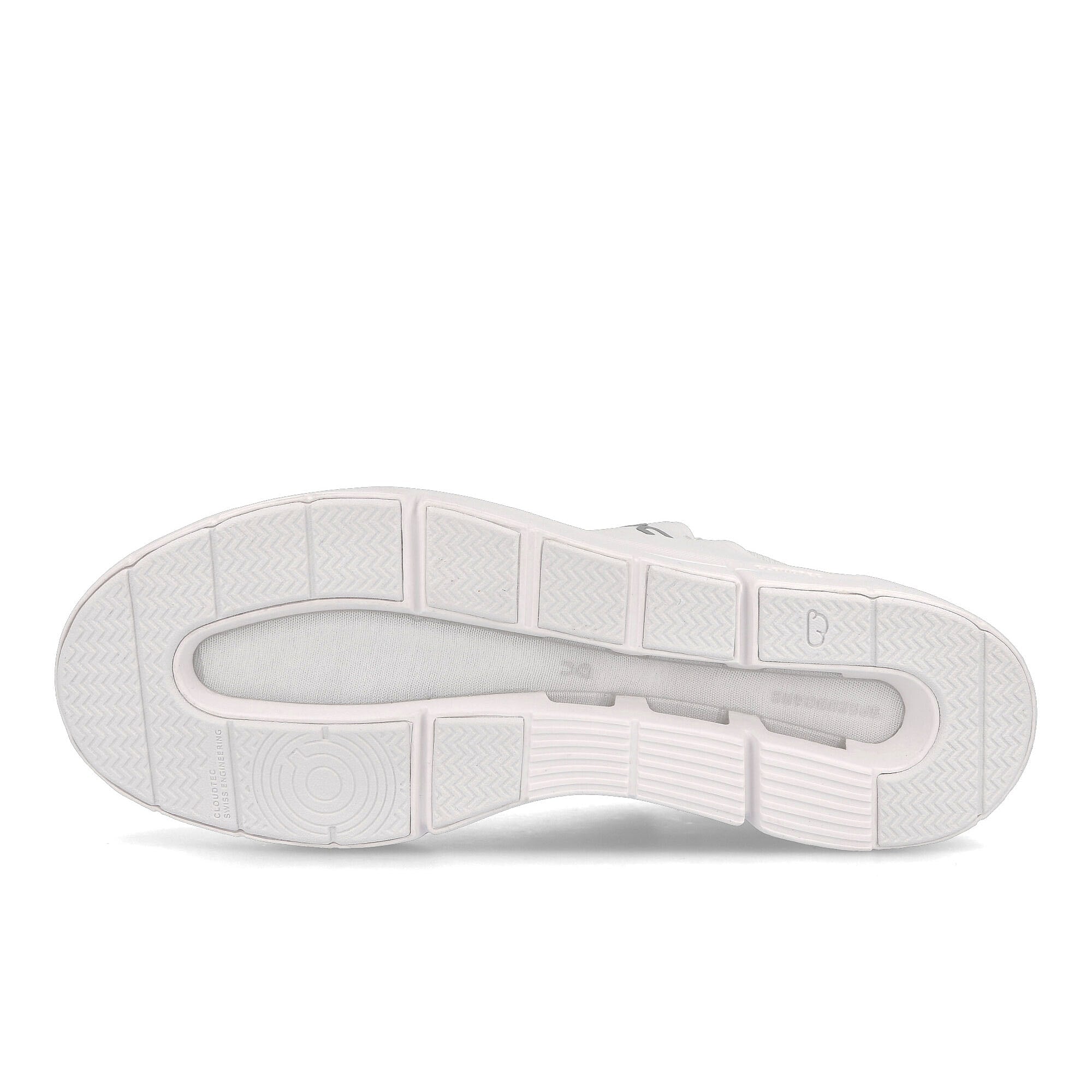 On the roger advantage White Detail view 2 | Overkill