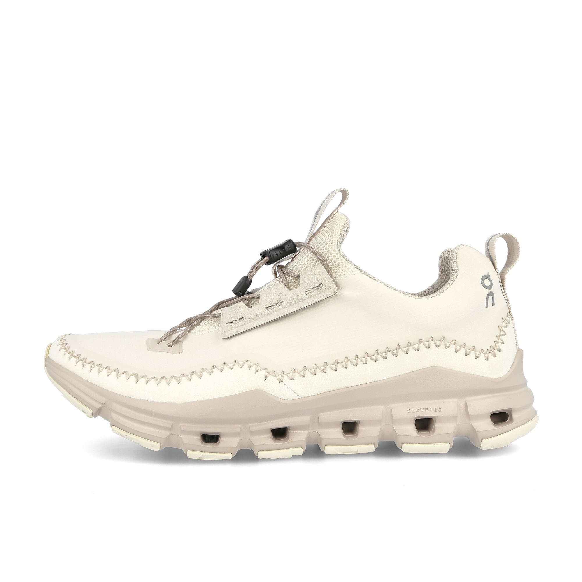 On wmns cloudaway Ivory-Pearl Low Top Sneakers 49.98945 | Overkill