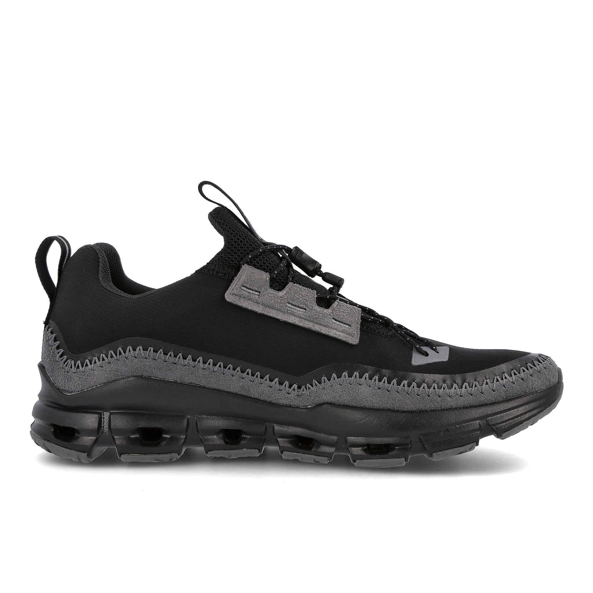 On cloudaway Black / Rock Material | Overkill