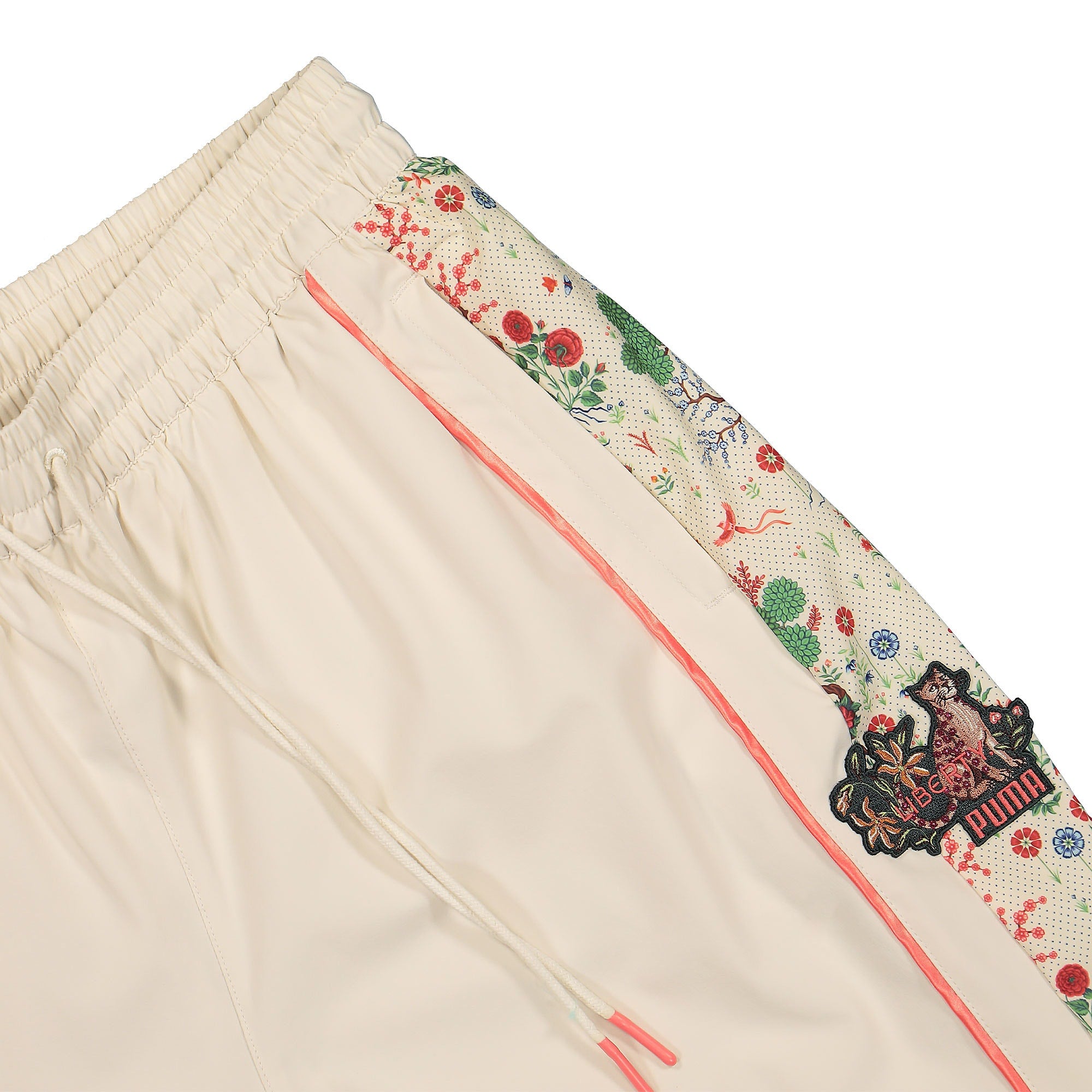 Puma Liberty x Puma Track Pants Birch Sweat & Track Pants Detailfoto | Overkill