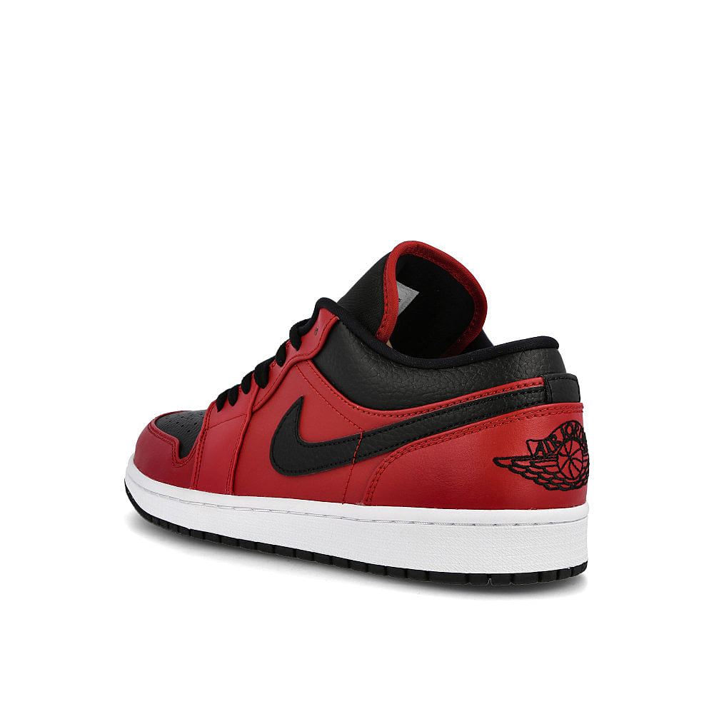 Jordan Air Jordan 1 Low Gym Red / Black / White Close-up | Overkill