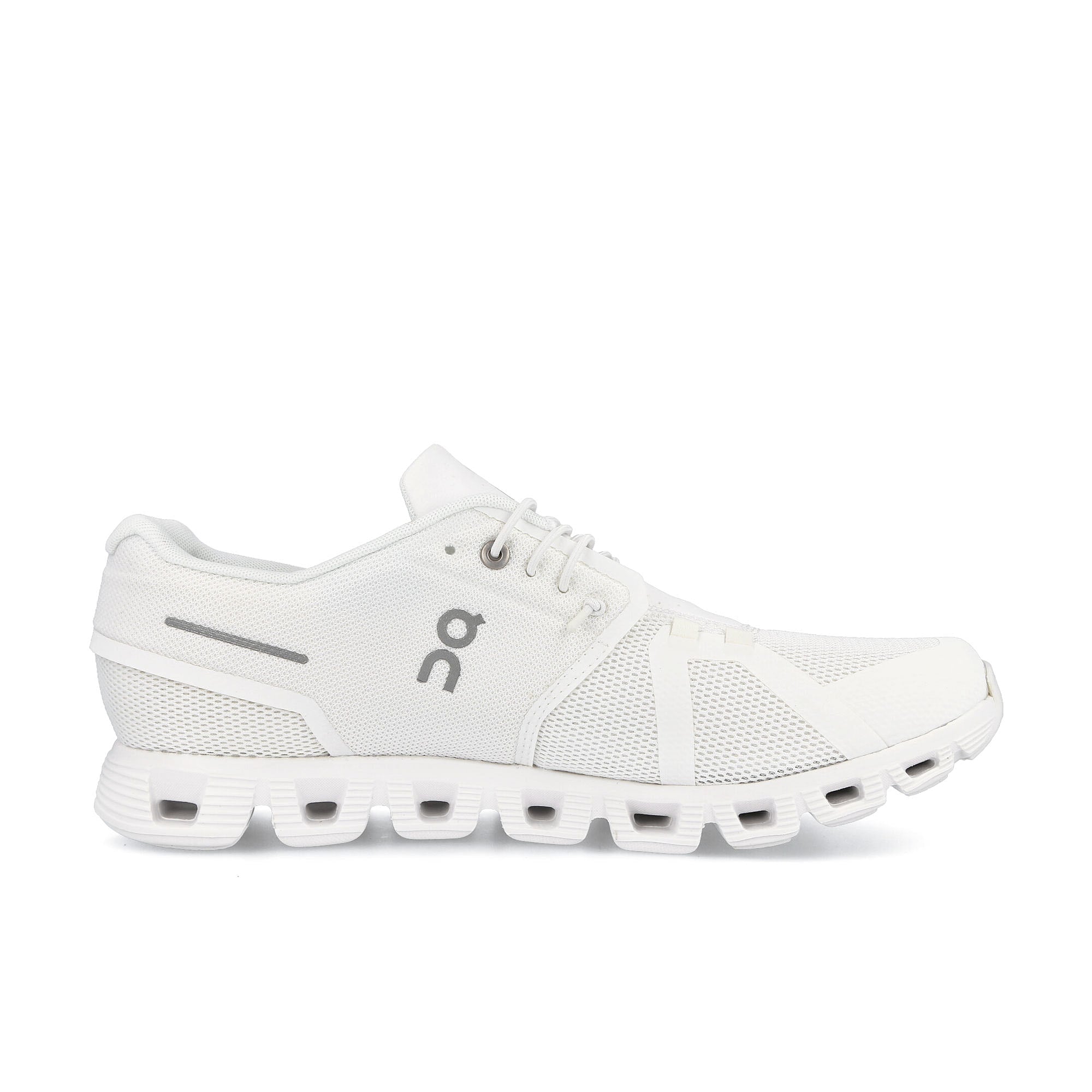 On Wmns Cloud 5 All White Low Top Sneakers Silhouette | Overkill