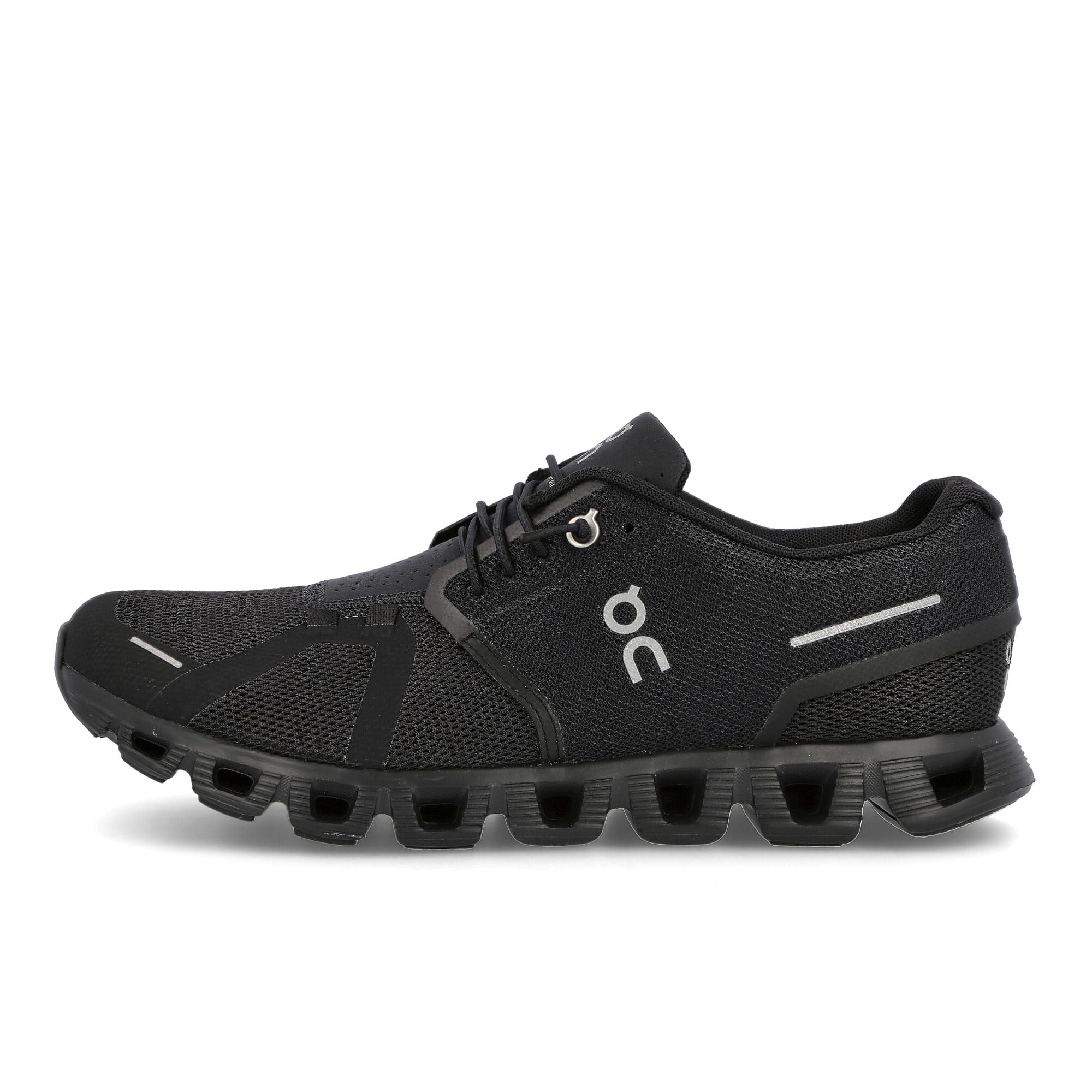 On cloud 5 All Black 59.98986 | Overkill