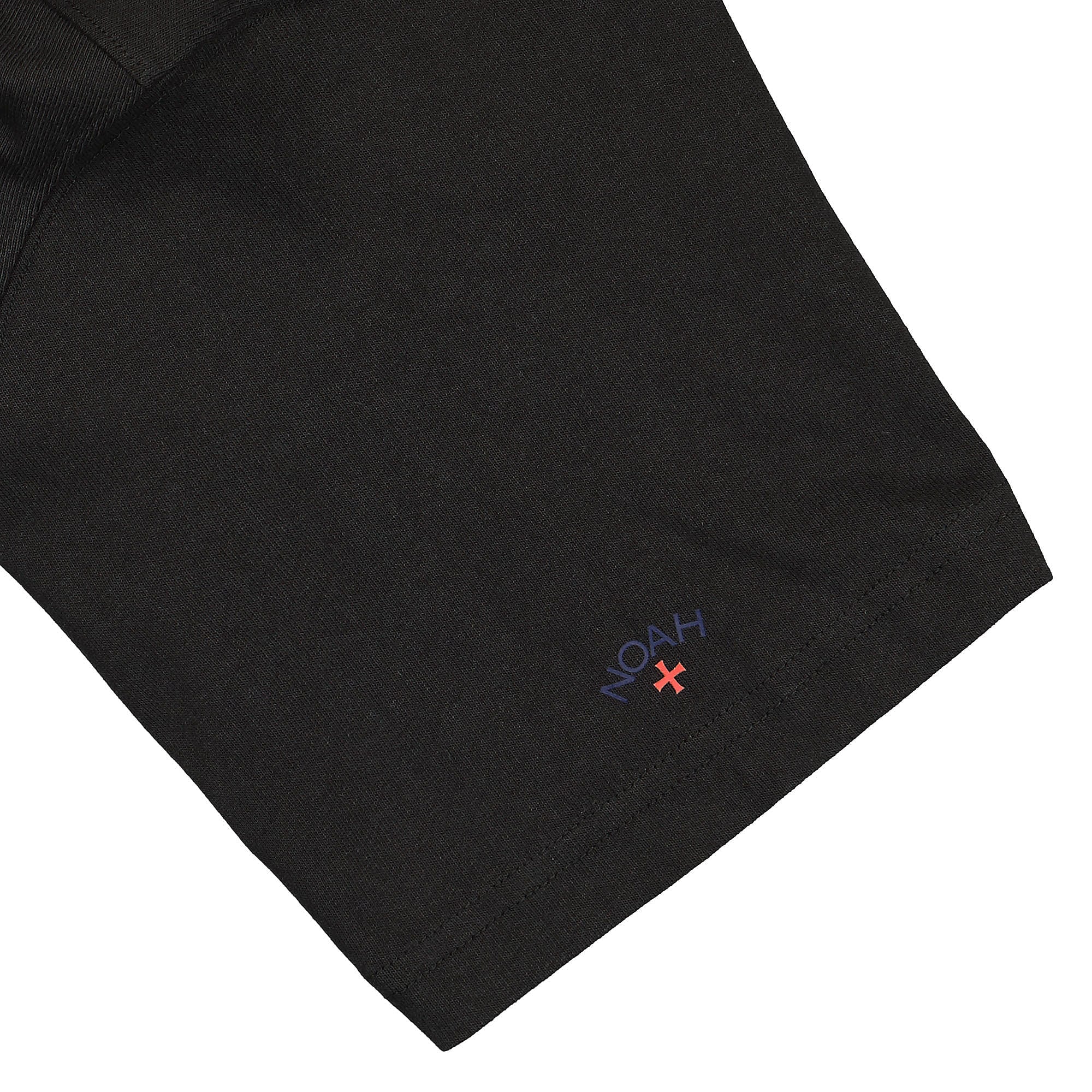 Puma Graphic Tee Puma Black T-Shirts Detailfoto | Overkill