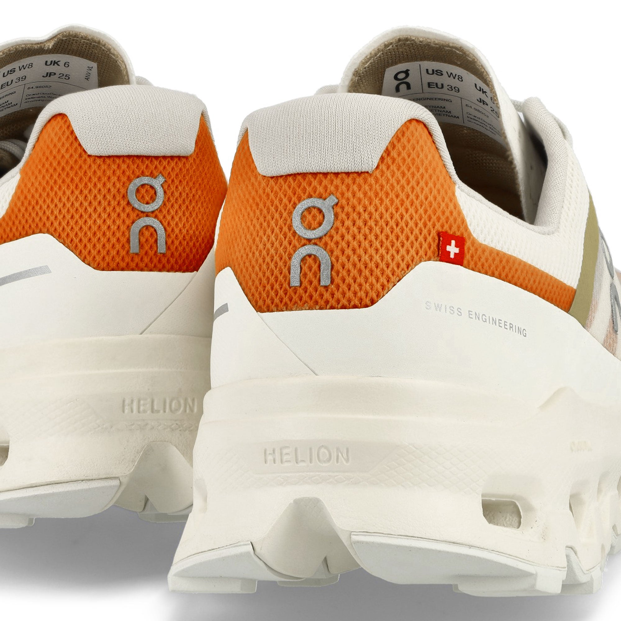 On W Cloudvista Ivory / Bronze Low Top Sneakers Detailfoto | Overkill