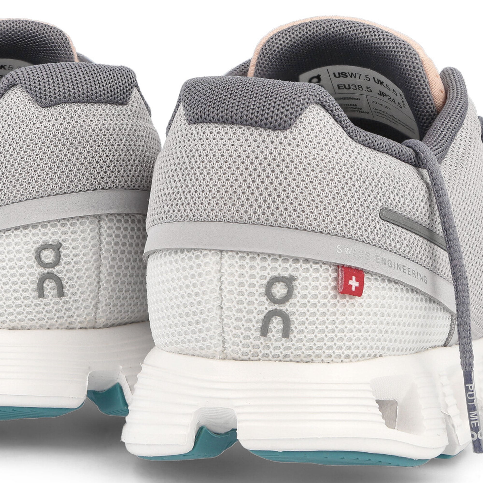 On W Cloud 5 Push Glacier / Undyed-White Sneakers Detailfoto | Overkill