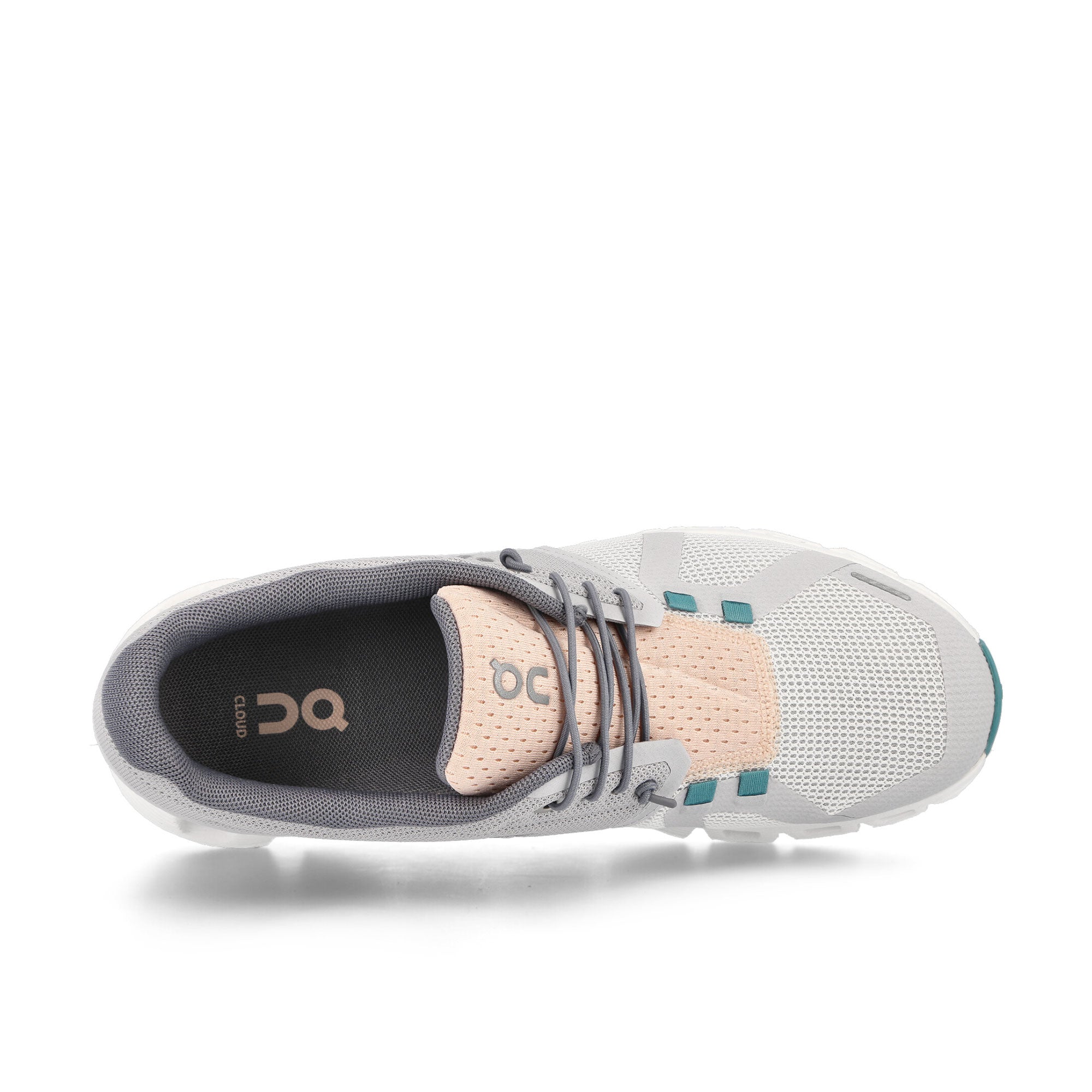 On W Cloud 5 Push Glacier / Undyed-White Sneakers Detail View 1 | Overkill