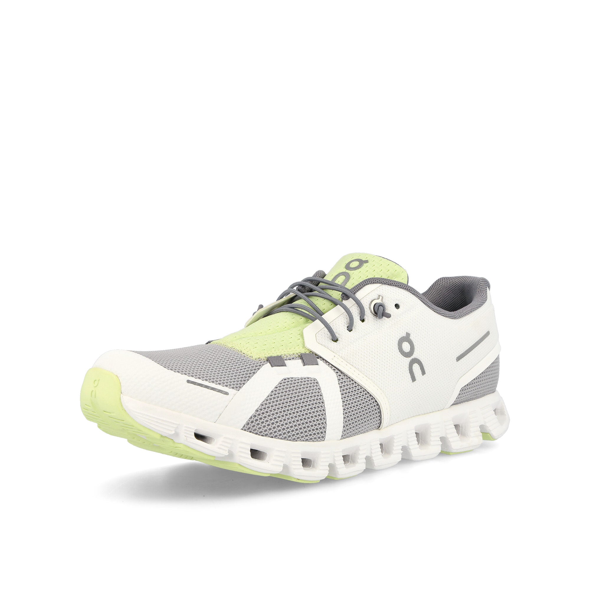 On Cloud 5 Push Undyed-White -Glacier Low Top Sneakers Close Up | Overkill