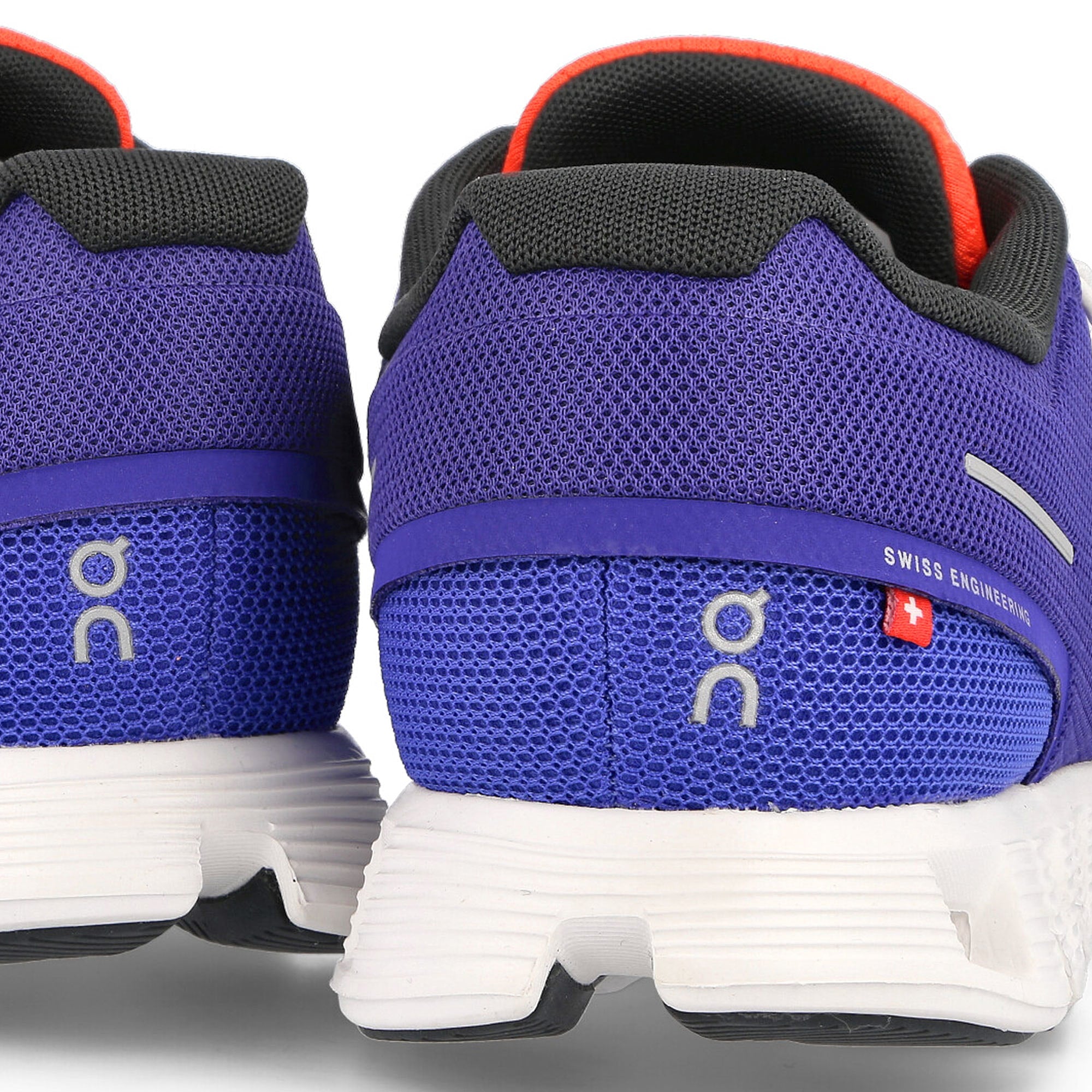 On cloud 5 push Cobalt / Indigo Detail view 1 | Overkill