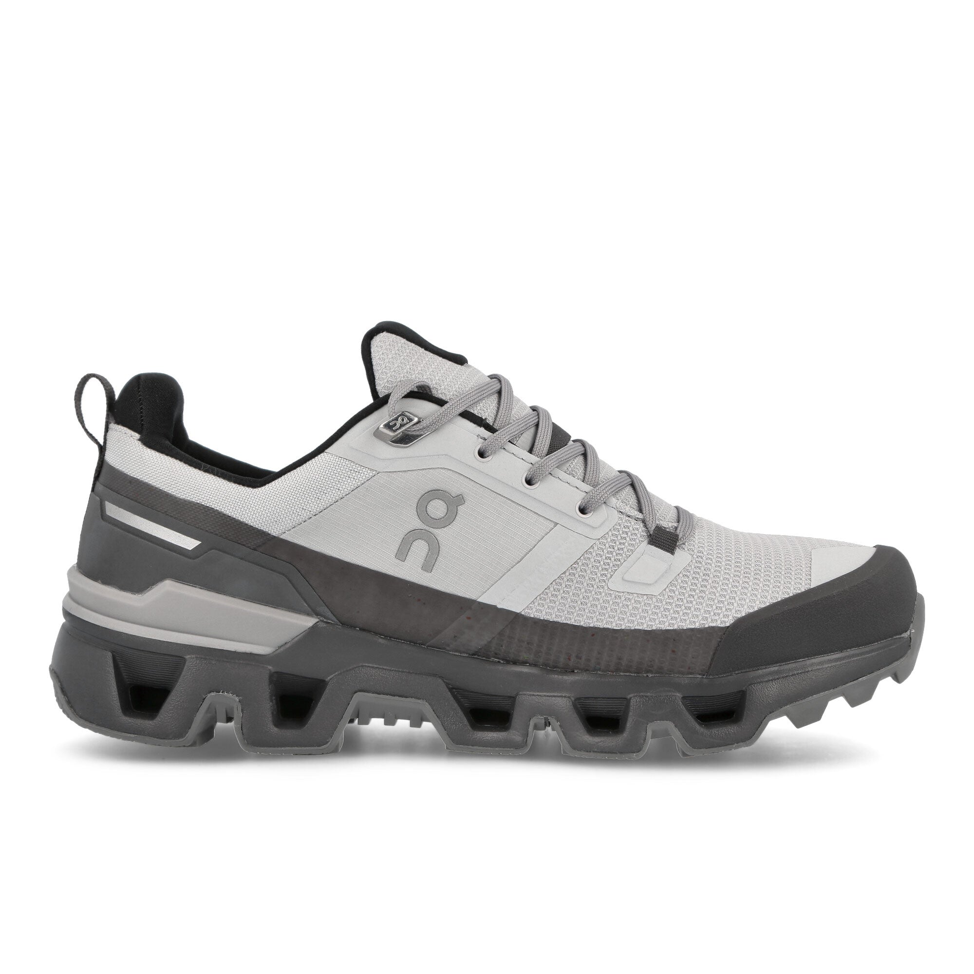 On Cloudwander Waterproof Glacier-Eclipse Sneakers Silhouette | Overkill