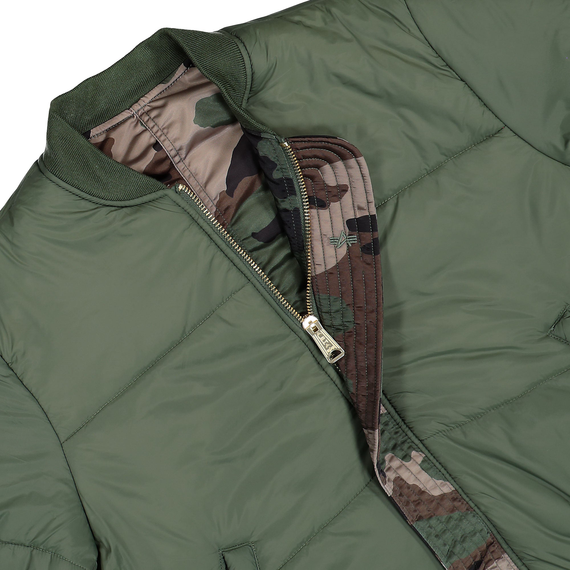 Alpha Industries MA-1 Base Flight Jacket Wdl Camo 65 Bomber Jacket 756111C-408 Detailfoto | Overkill