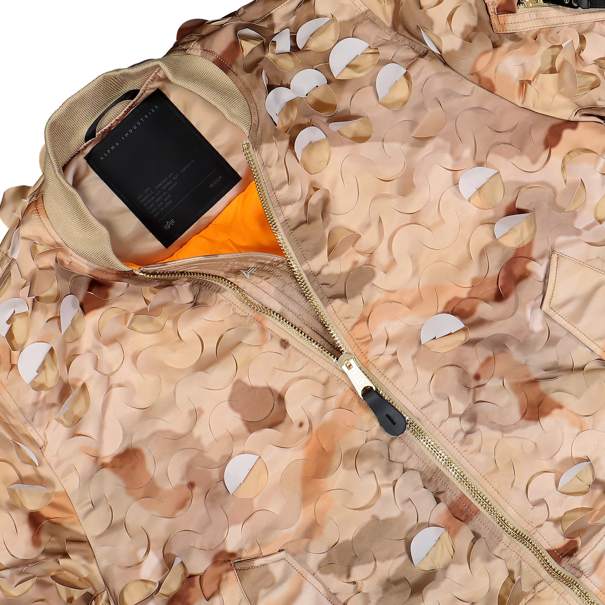 Alpha Industries MA-1 ULCANS Flight Jacket Sentinel Desert Camo Bomber & Varsity Jackets 756123-901 Detailfoto | Overkill