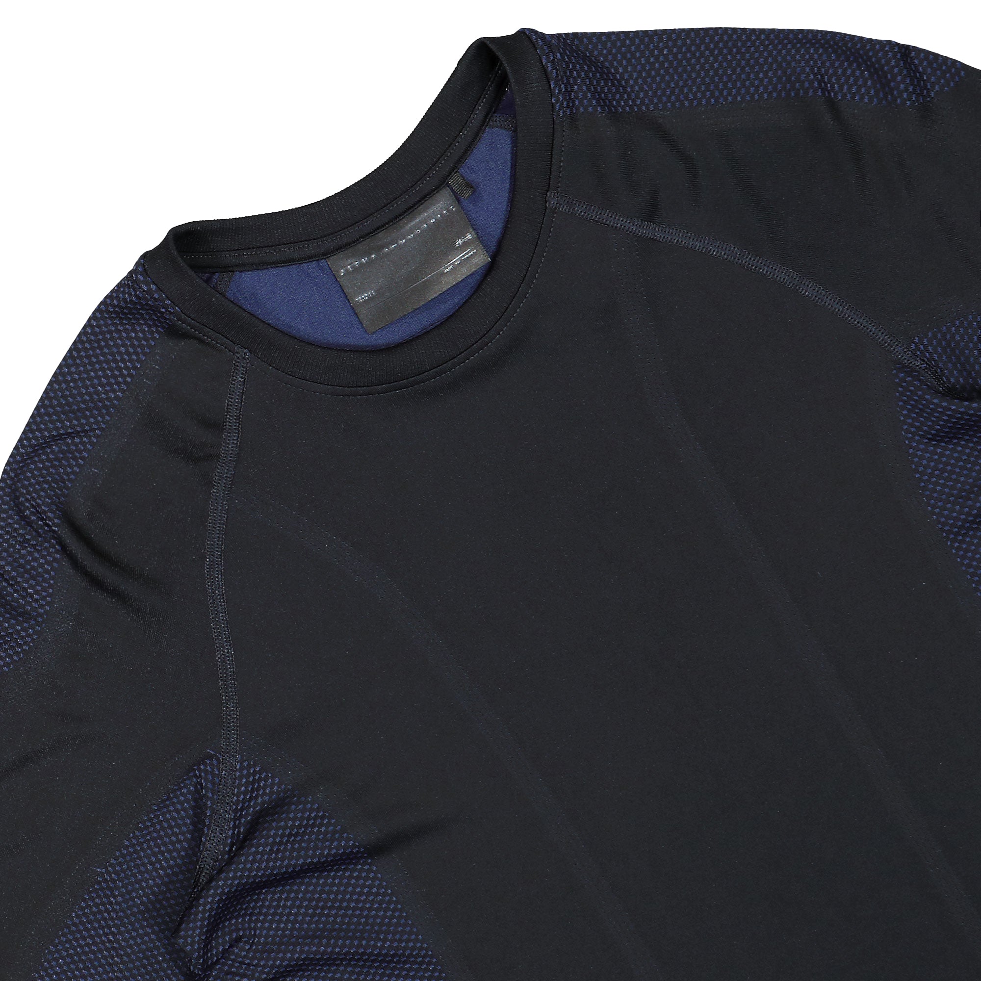 Alpha Industries Seamless T-Shirt Black T-Shirts Close-up | Overkill
