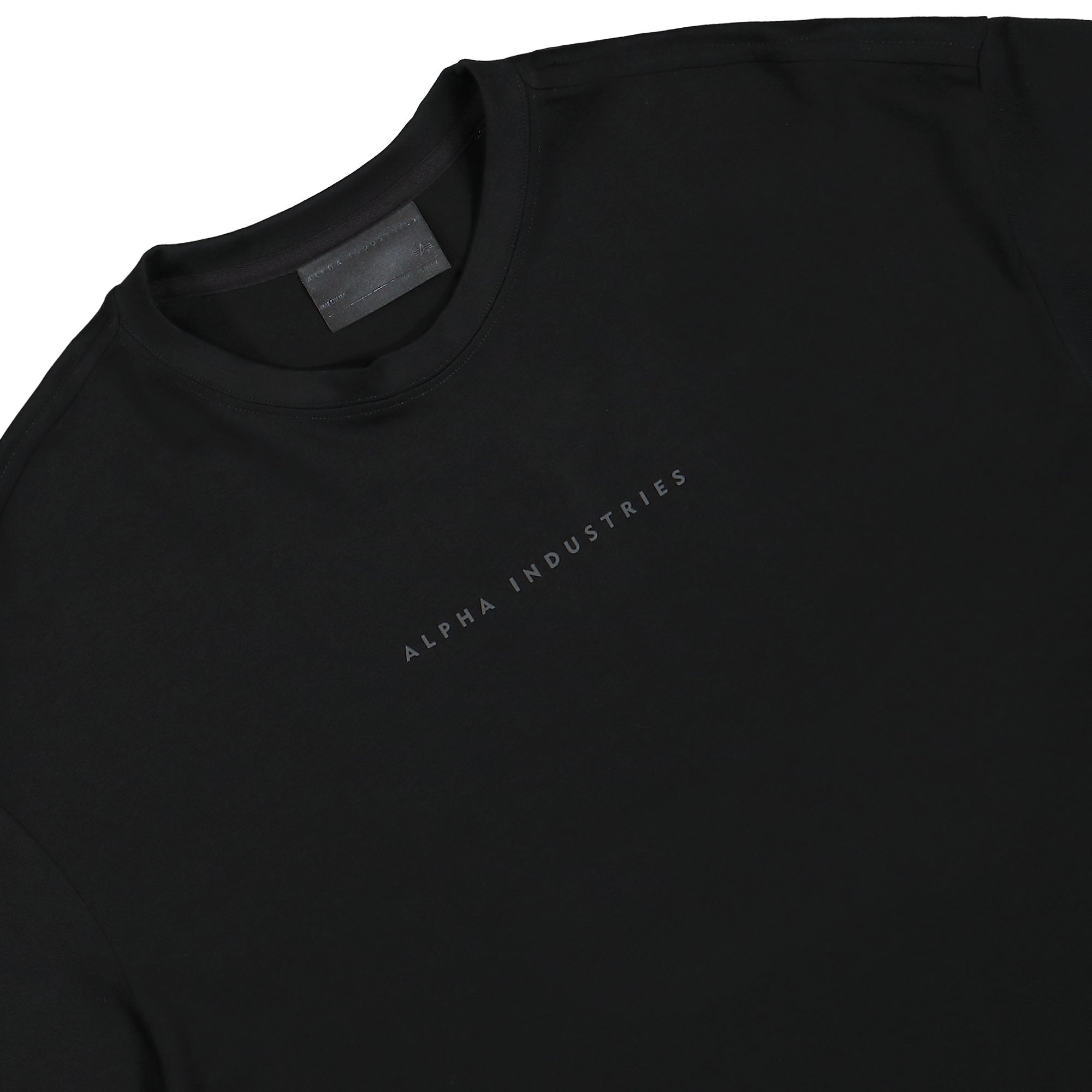 Alpha Industries Base T-Shirt Black T-Shirts Close-up | Overkill