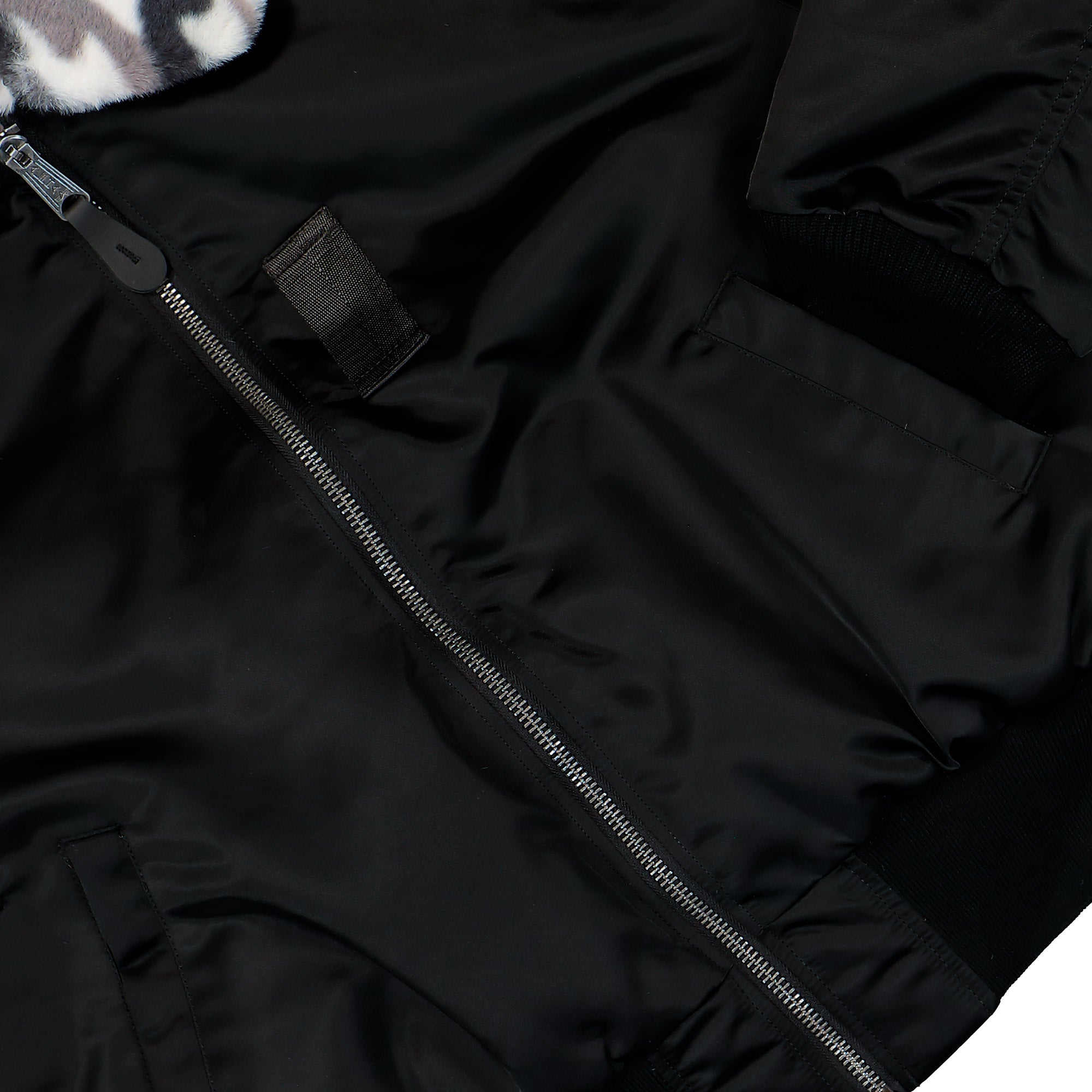 Alpha Industries B-15 Reversible II UV Winter Jacket Black Jacket 768017-03 Detail View 1 | Overkill