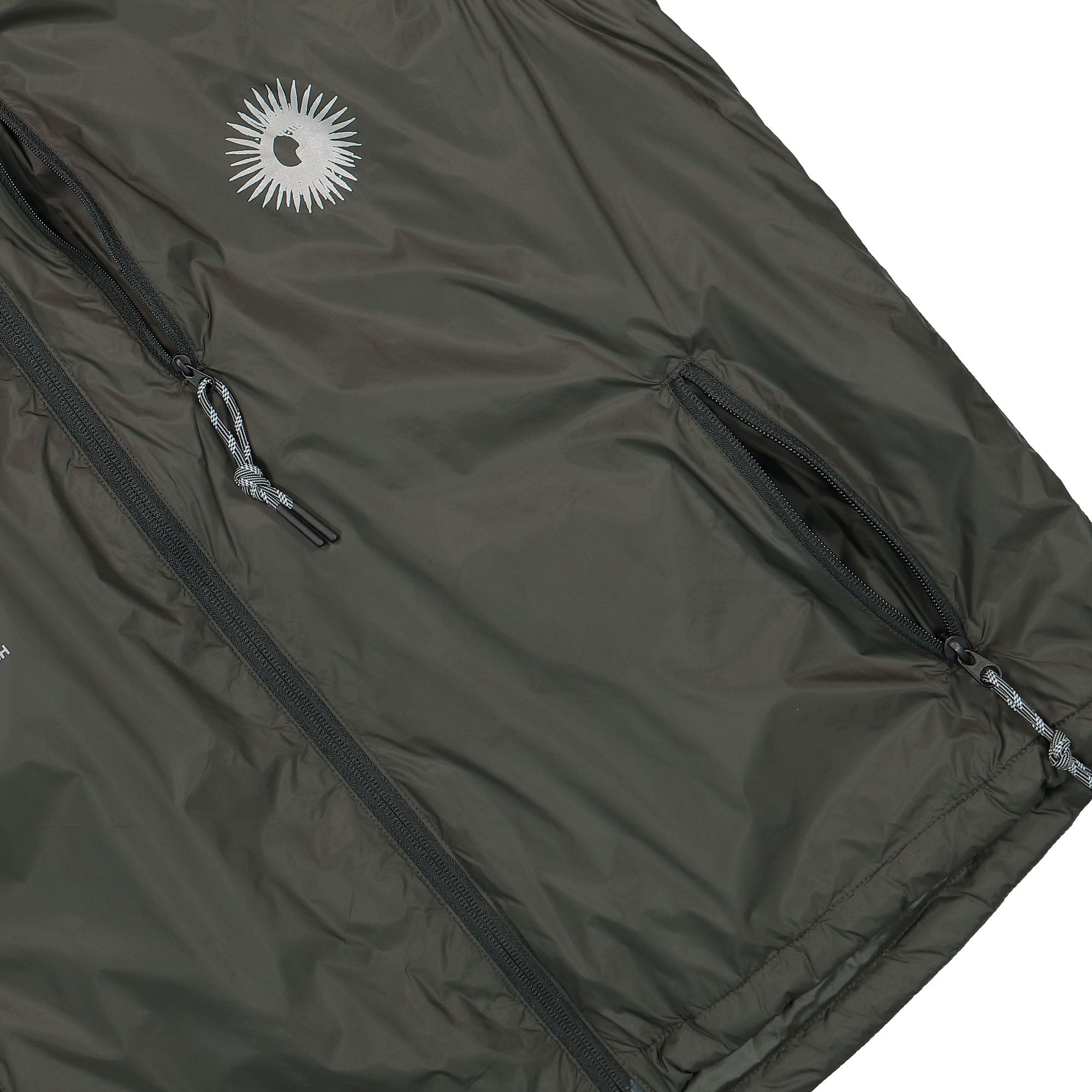 KA_YO_Prototype Insulation Vest Green Forest Vests Detail view 1 | Overkill