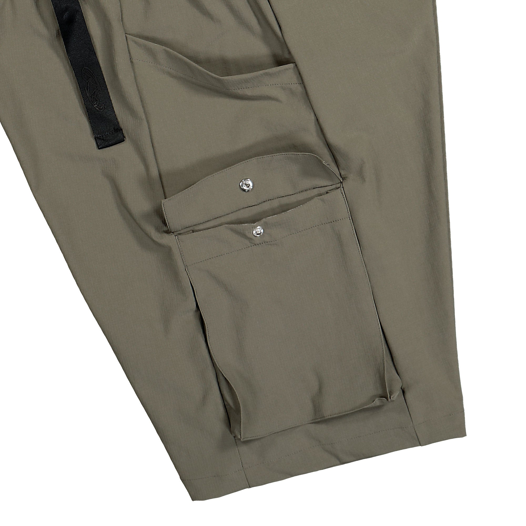 KA_YO_Prototype Cargo Shorts Stone Shorts Detail view 2 | Overkill