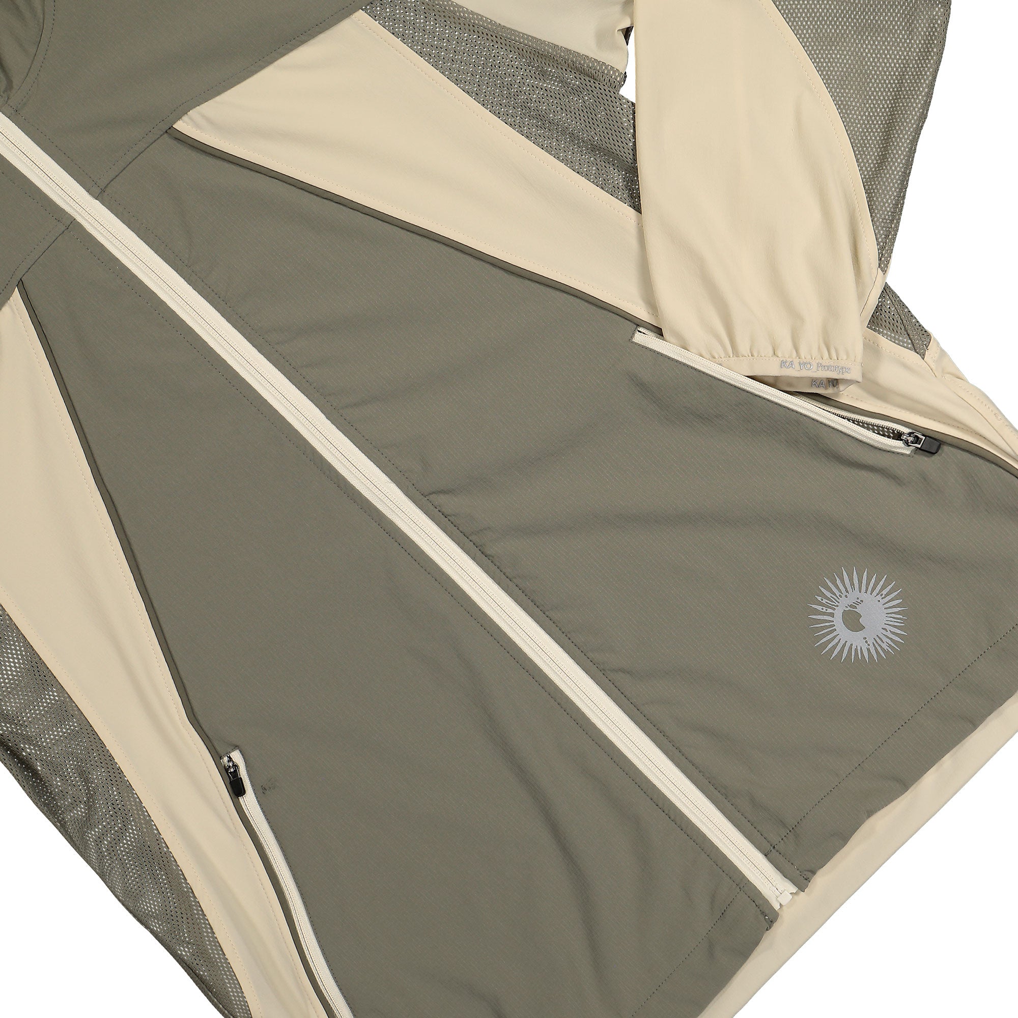 KA_YO_Prototype Running Jacket Solaris Stone Jackets Detailfoto | Overkill