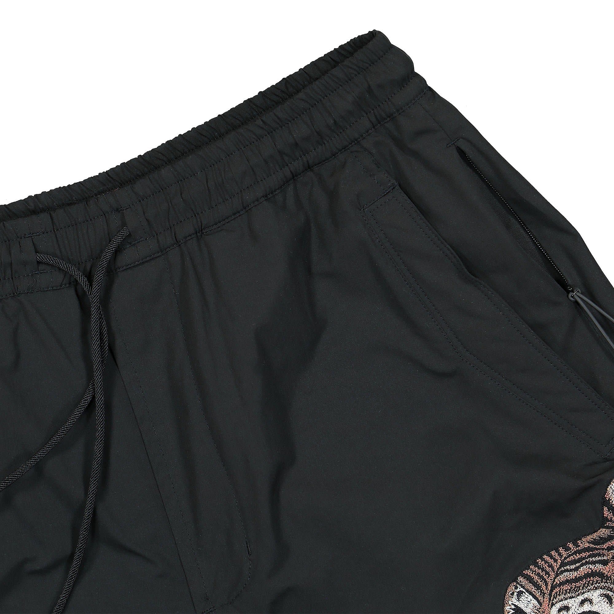 Maharishi Dragon & Tiger Trackshorts Black Shorts Detailfoto | Overkill