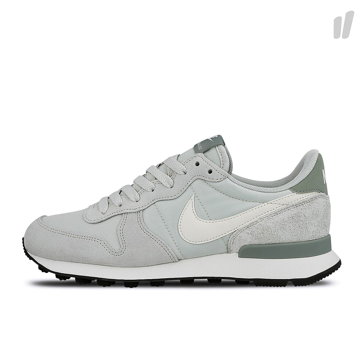 Nike wmns internationalist Light Silver / Summit White - Mica Green Sneakers 828407 025 | Overkill