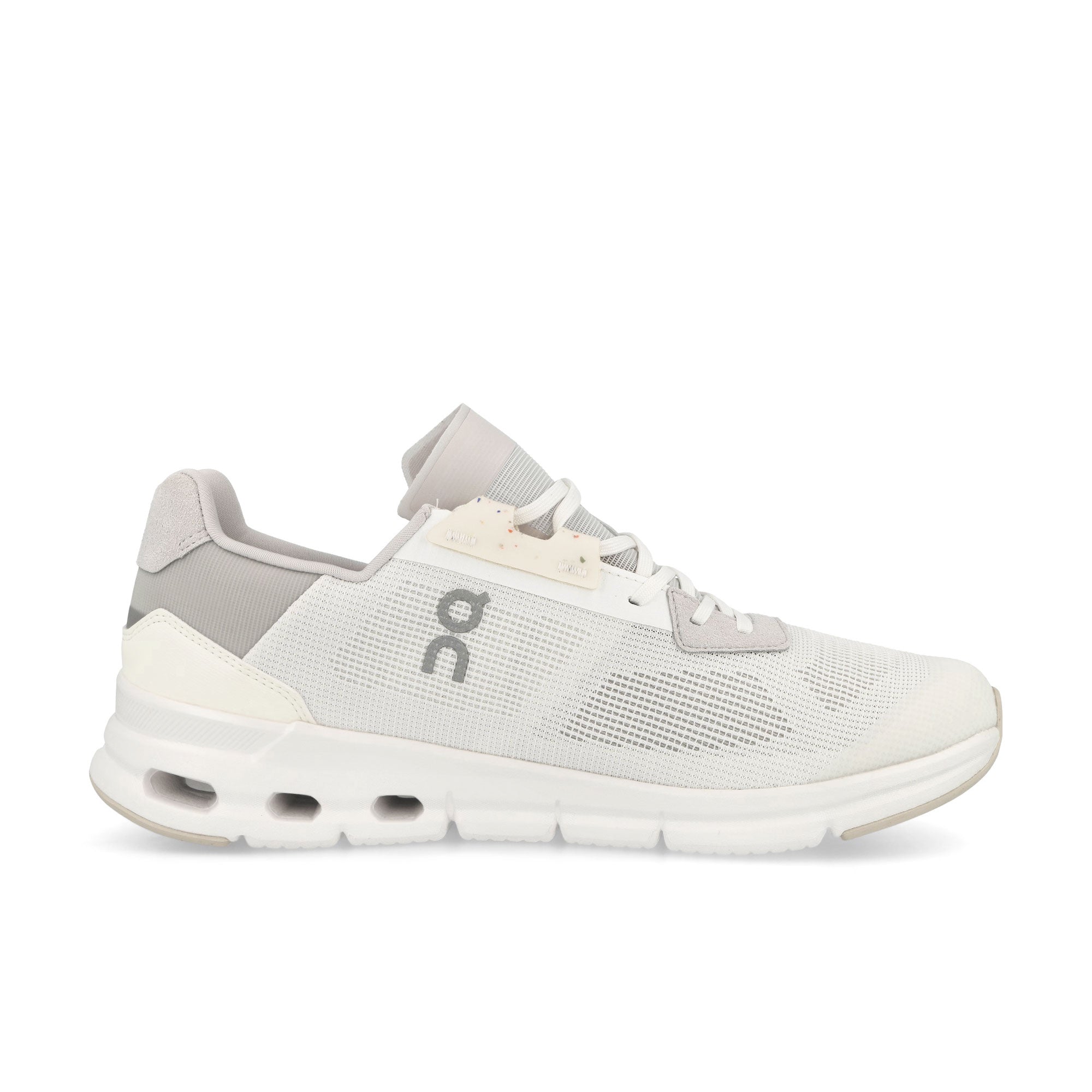 On Cloudrift Undyed - White / Frost Low Top Sneakers Silhouette | Overkill