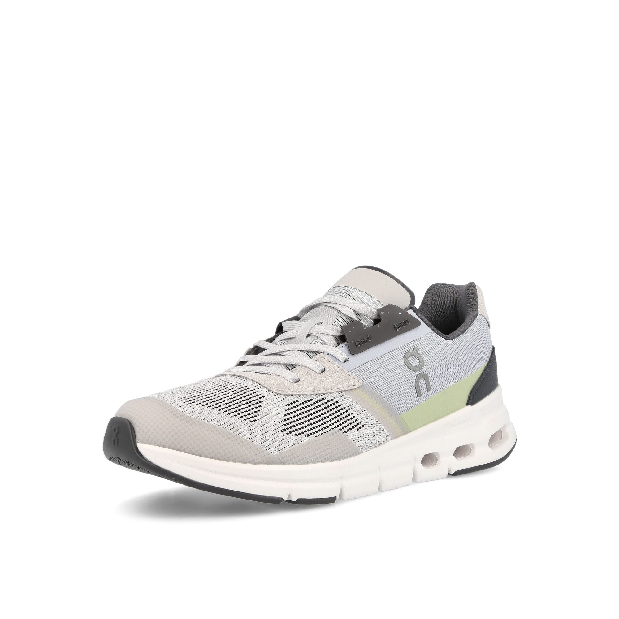 On W Cloudrift Frost / Heather Sneakers Close Up | Overkill