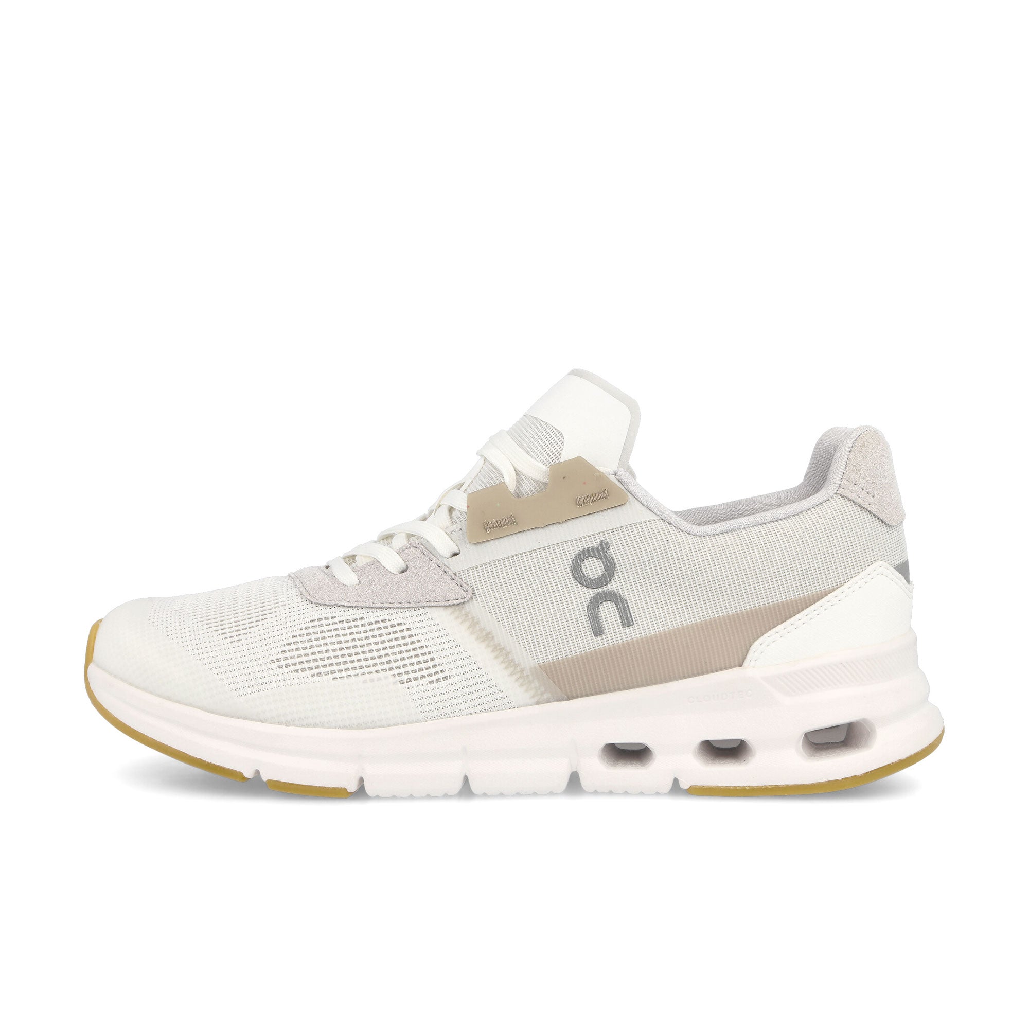 On W Cloudrift Undyed White / Sand Sneakers 87.98261 | Overkill