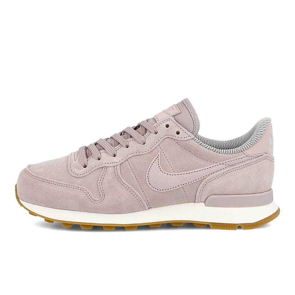 Nike wmns internationalist se Particle Rose-Particle Rose - Vast Grey Sneakers 872922 602 | Overkill