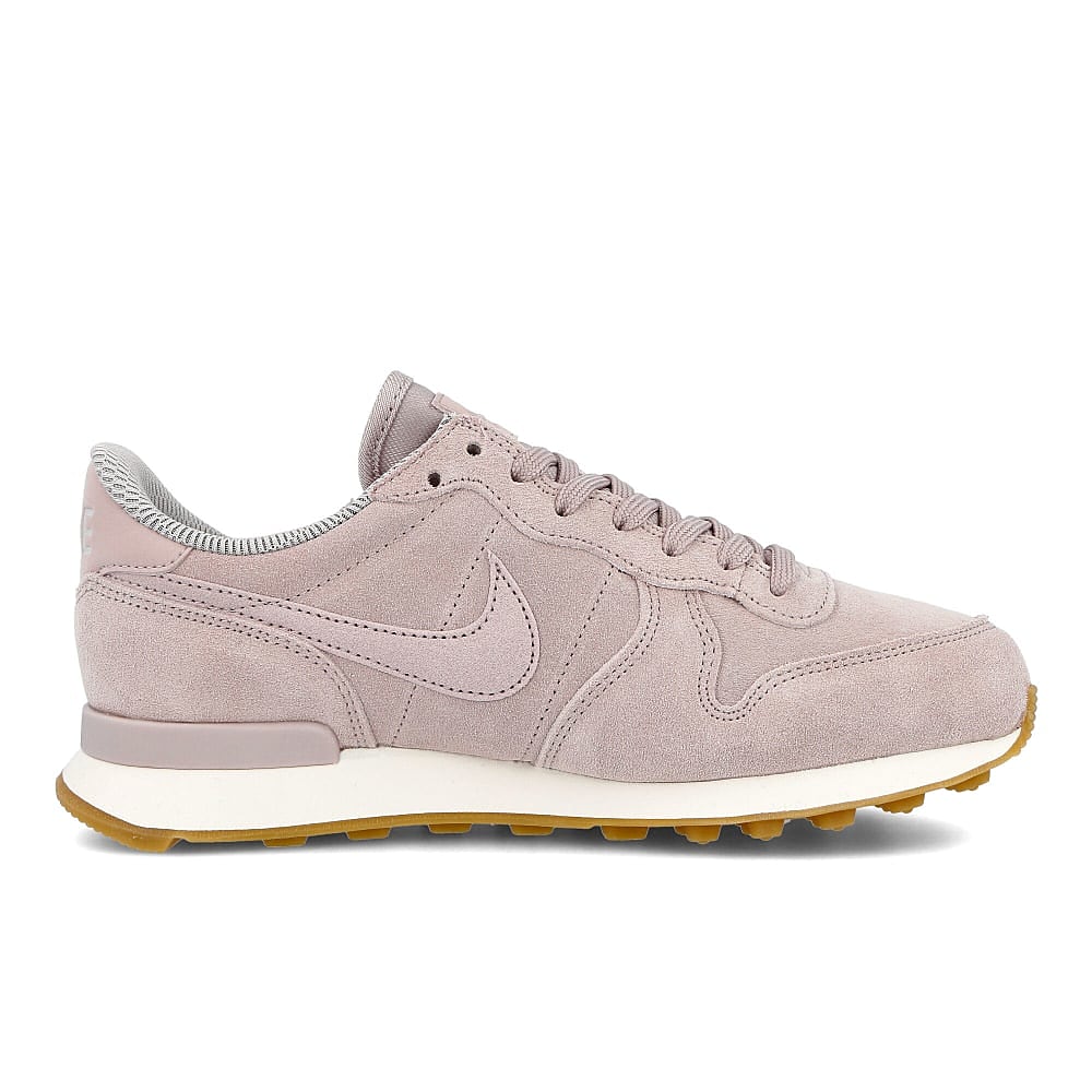Nike wmns internationalist se Particle Rose-Particle Rose - Vast Grey Sneakers Silhouette | Overkill