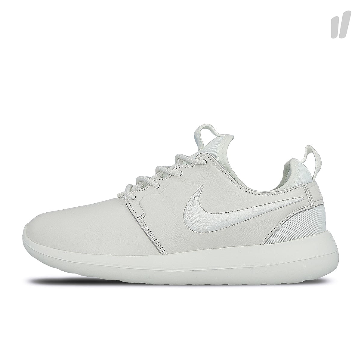 Nike wmns roshe two si Summit White-Summit White Sneakers 881187 100 | Overkill