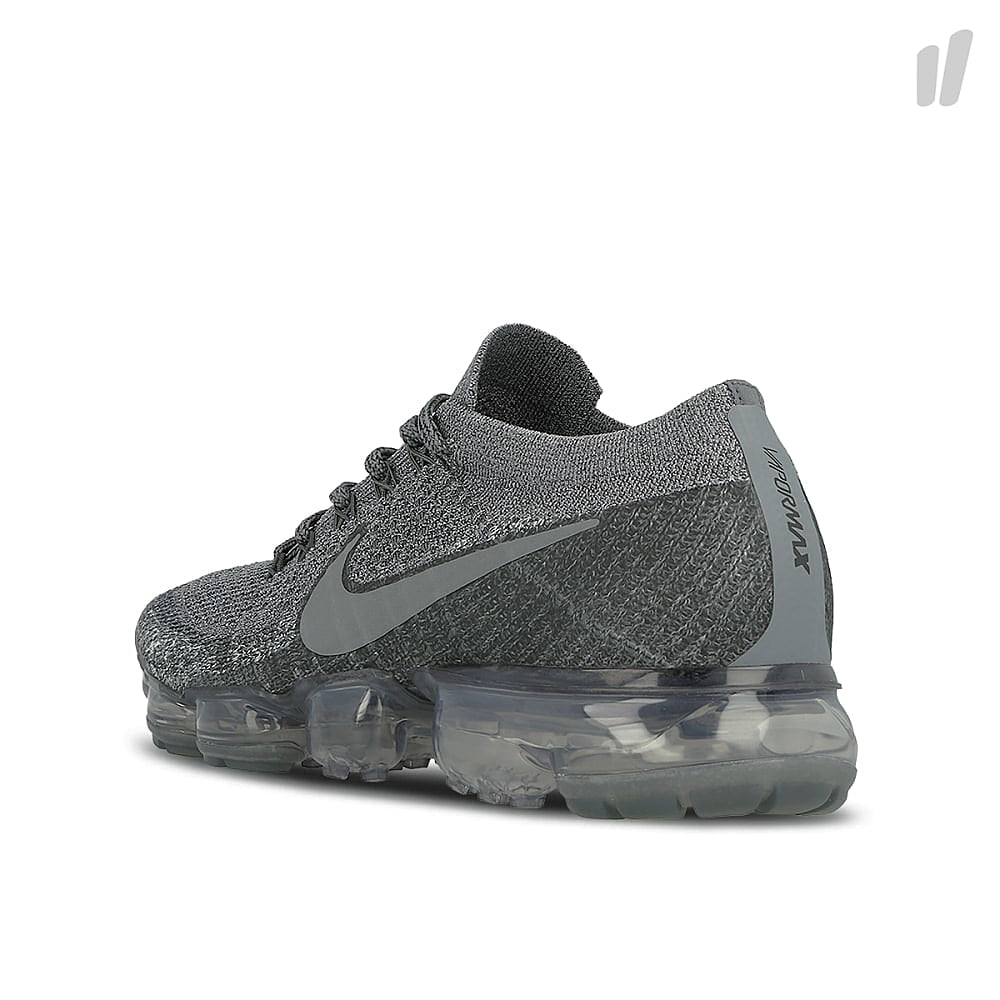 Nike wmns air vapormax flyknit Cool Grey-Cool Grey - Dark Grey - Wolf Grey Sweatshirts Close-up | Overkill