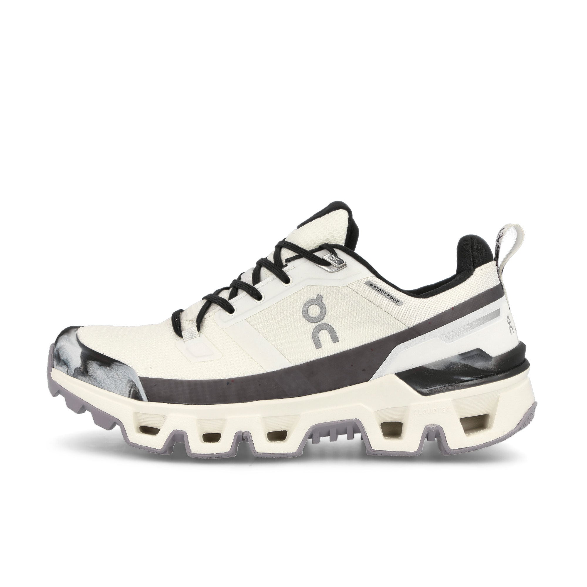 On W Cloudwander Waterproof Ivory-Black Low Top Sneakers 93.98183 | Overkill