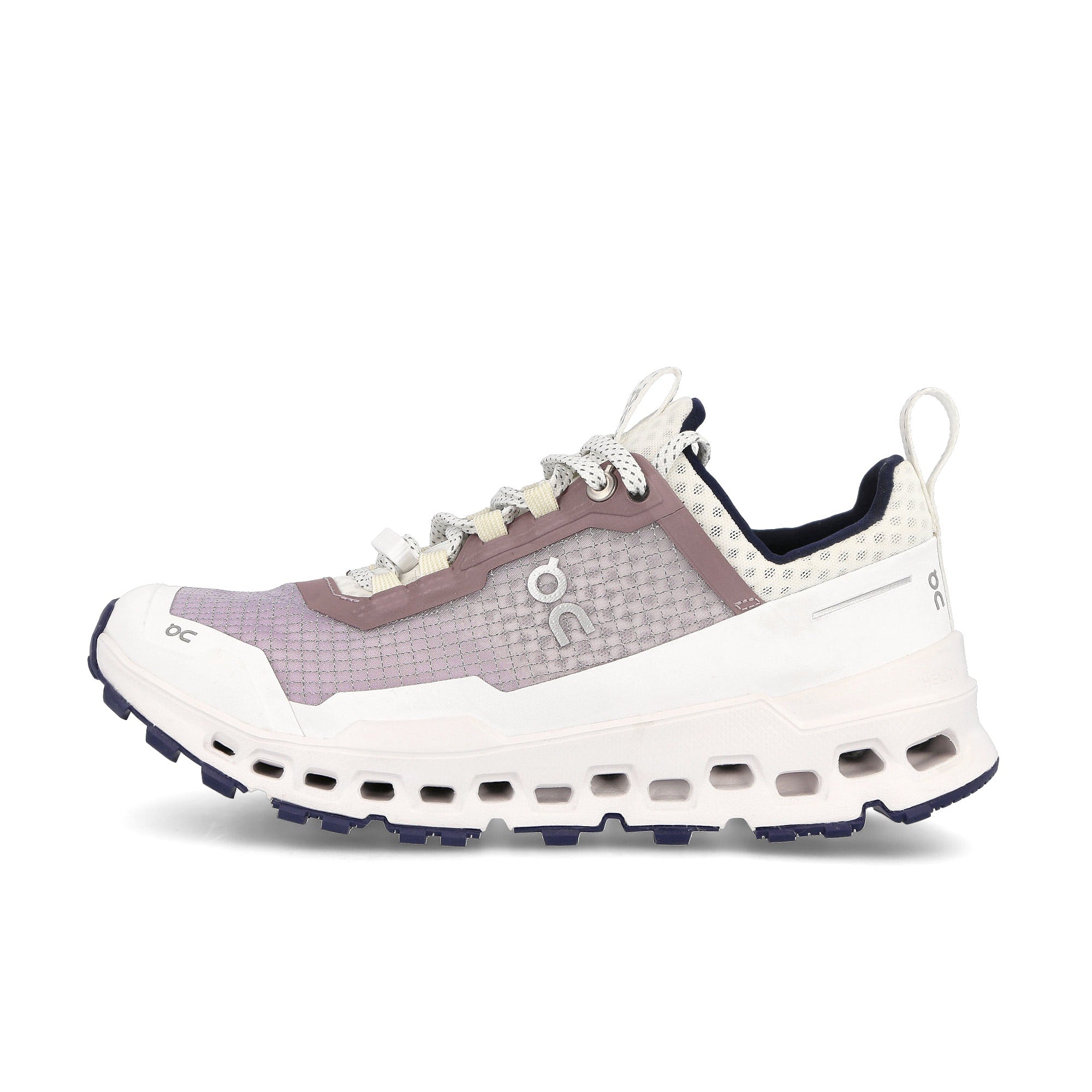 On wmns cloudultra fluorite Lily-White Low Top Sneakers 96.98411 | Overkill